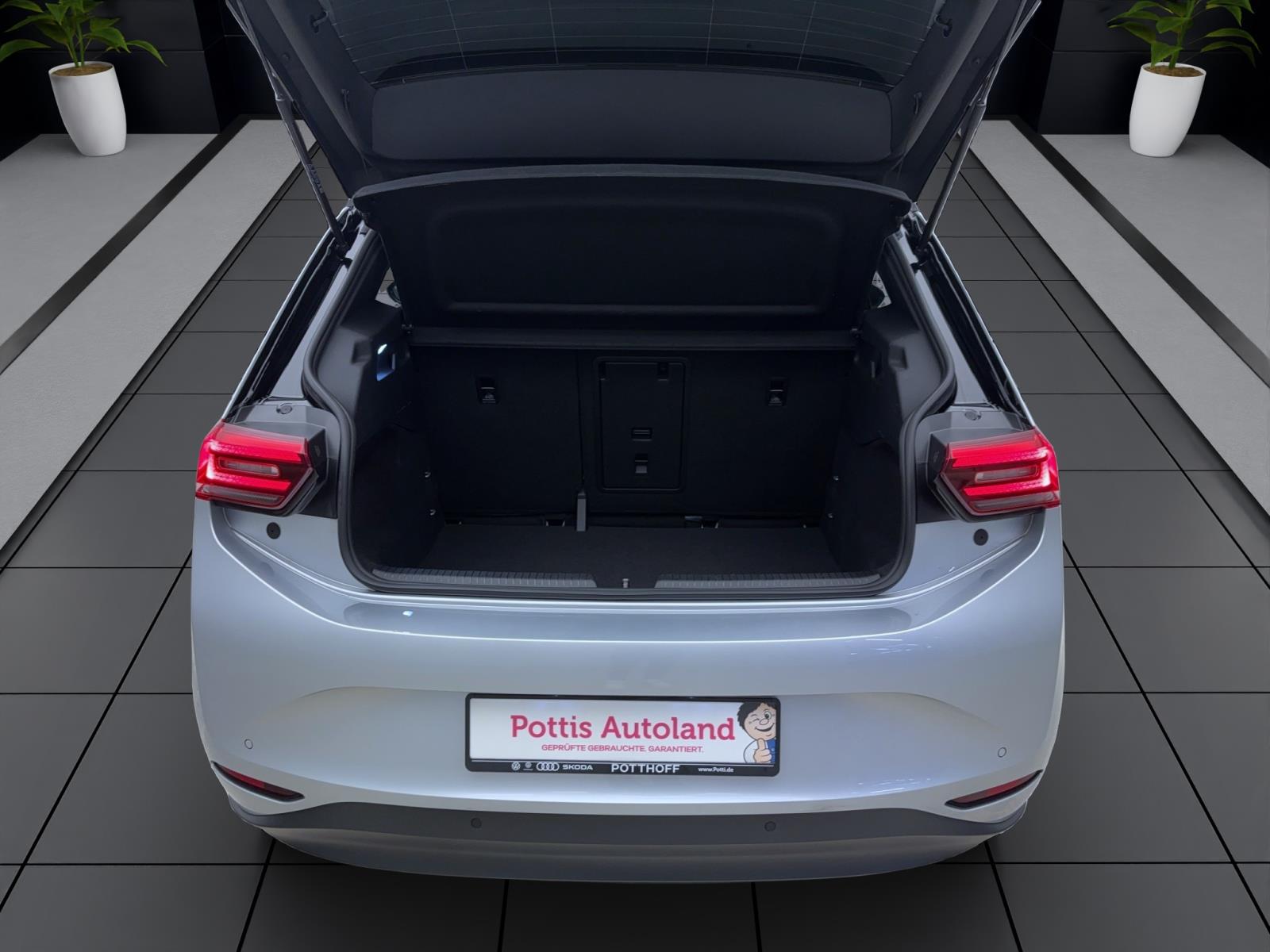 Volkswagen ID.3 Pro PerformanceIQ.Light Navi ACC LaneAssist RearView