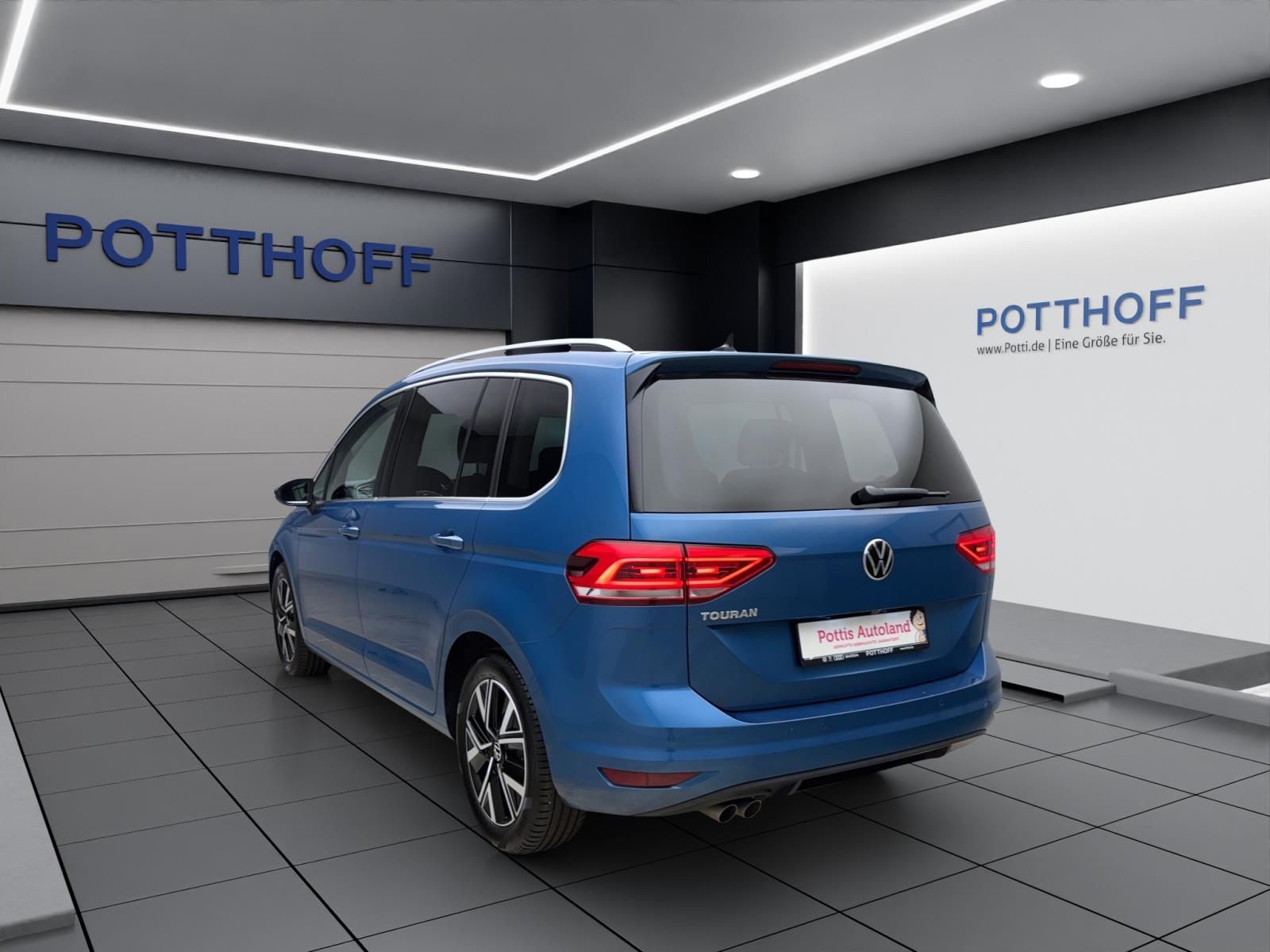 Volkswagen Touran 2.0 TDI DSG HighlineStandhzg Pano ACC PDC Kamera Navi