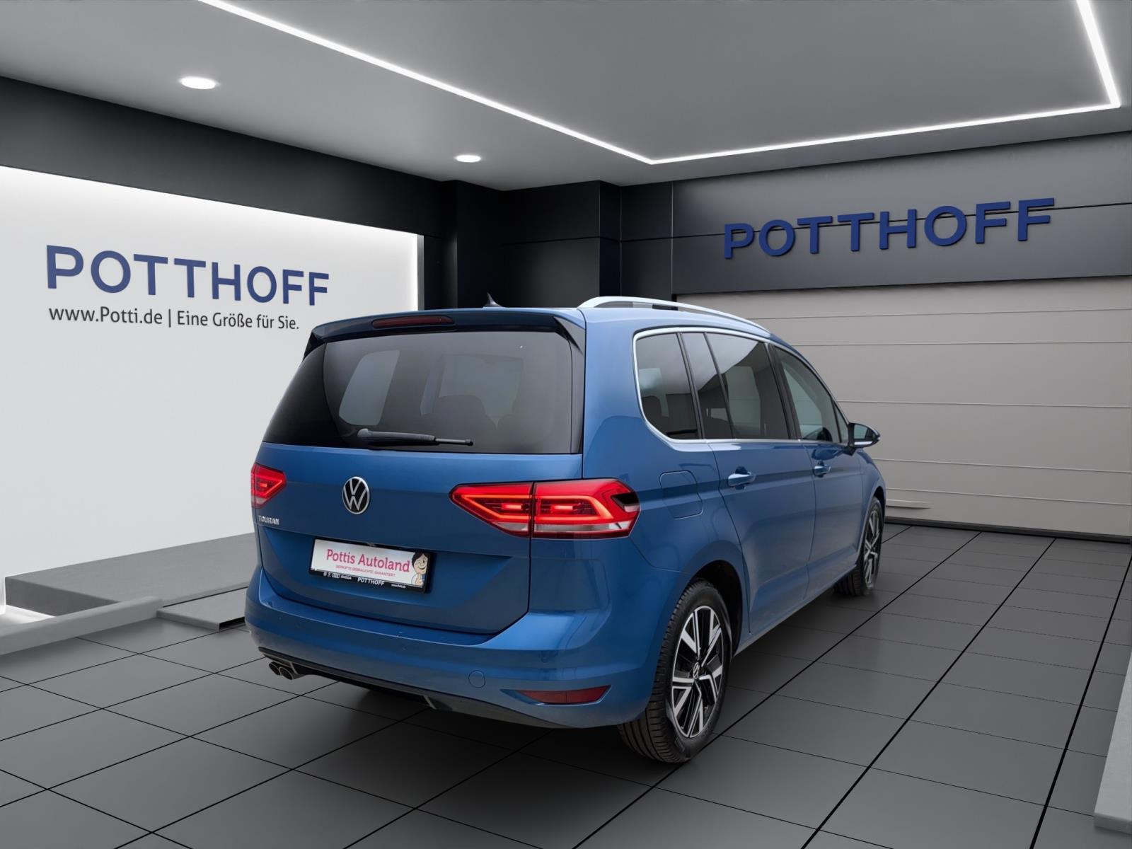 Volkswagen Touran 2.0 TDI DSG HighlineStandhzg Pano ACC PDC Kamera Navi