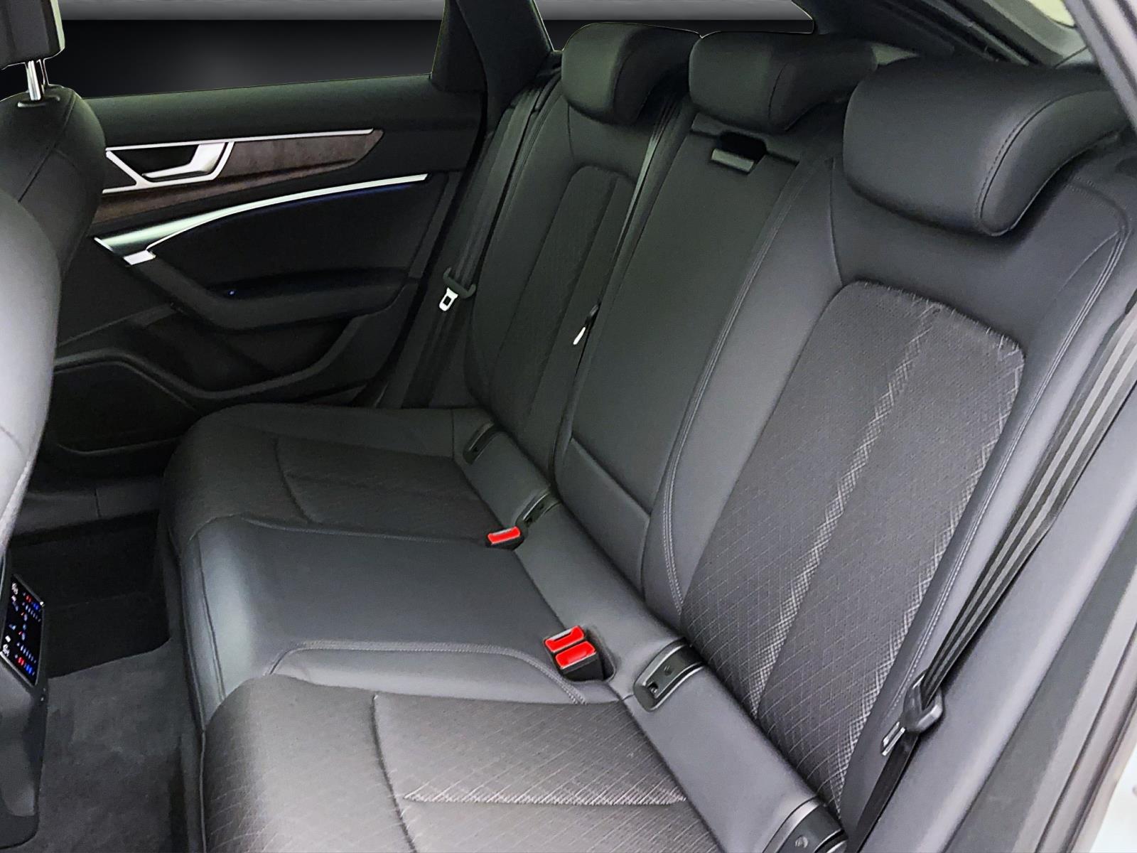 Audi A6 allroad 40 TDi q. LED AHK ACC Standhzg