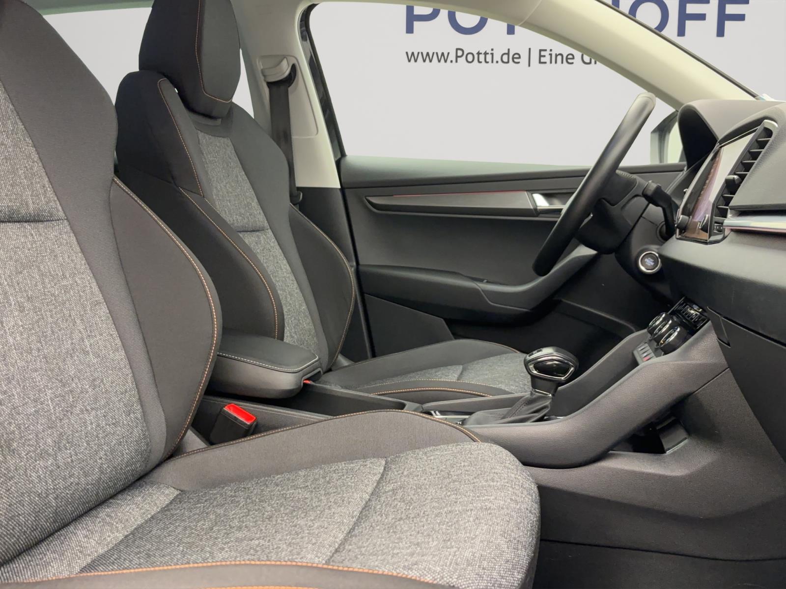 Skoda Karoq 2.0 TDI DSG AmbitionNavi AHK LED KeylessEntry Sitzhzg