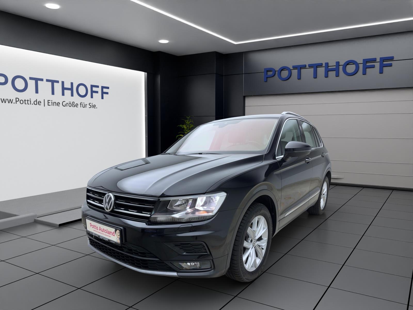 Volkswagen Tiguan 1.5 TSI COMFORTLINE NAVI AHK SITZHZG