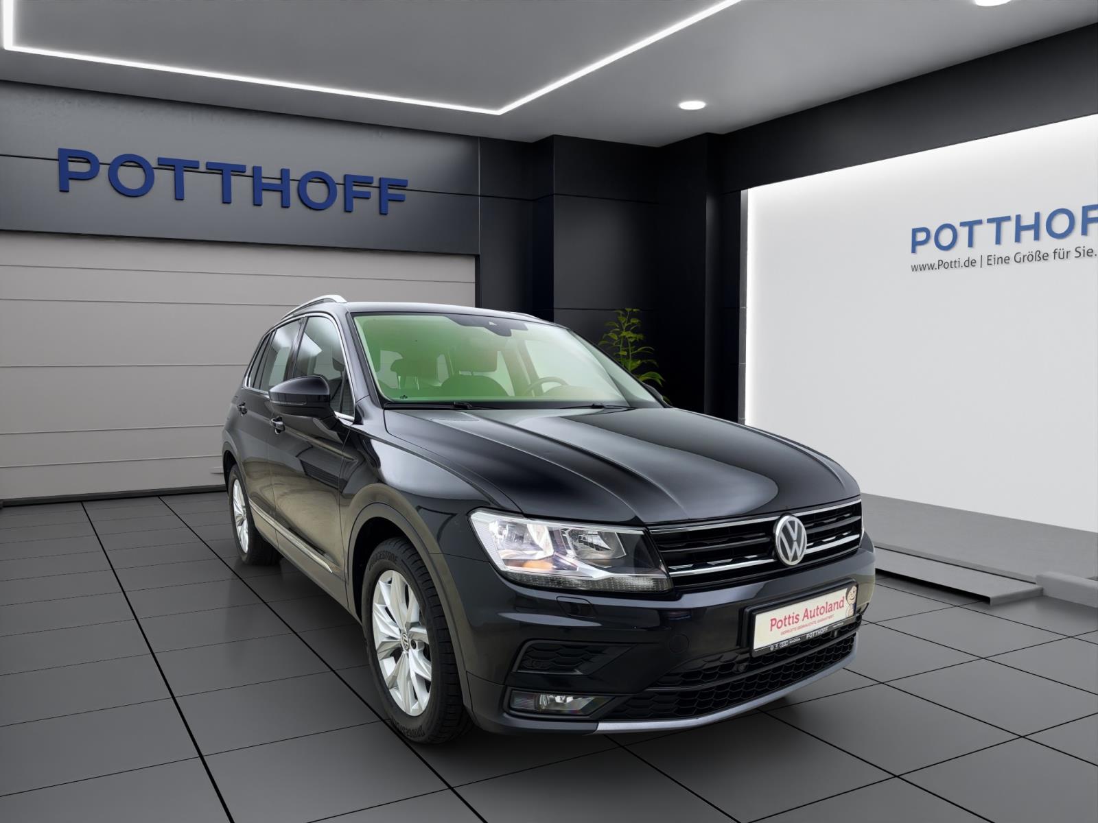 Volkswagen Tiguan 1.5 TSI COMFORTLINE NAVI AHK SITZHZG