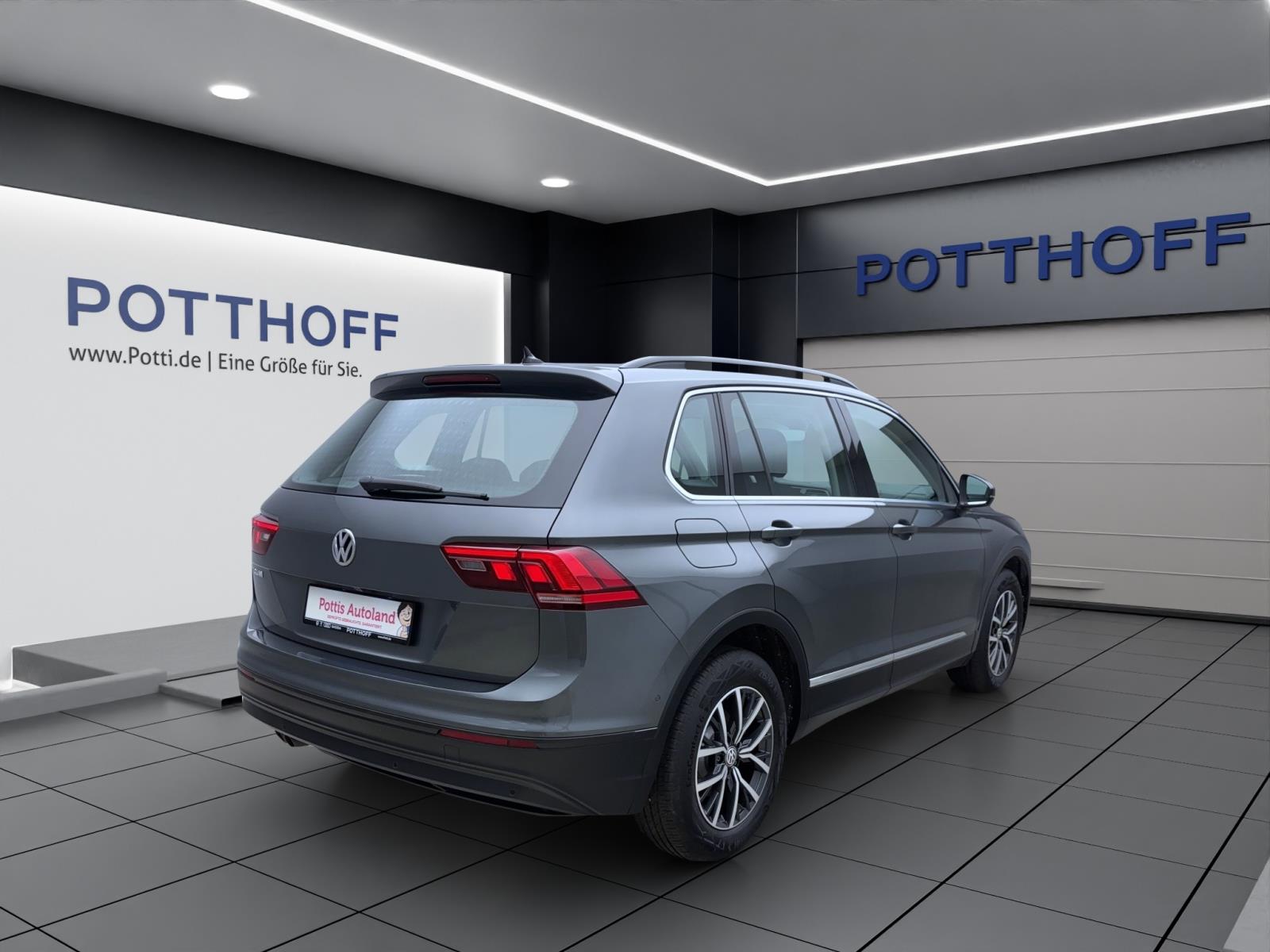 Volkswagen Tiguan 1.5 TSI Comfortline RearView Sitzhzg ParkAssist LaneAssist