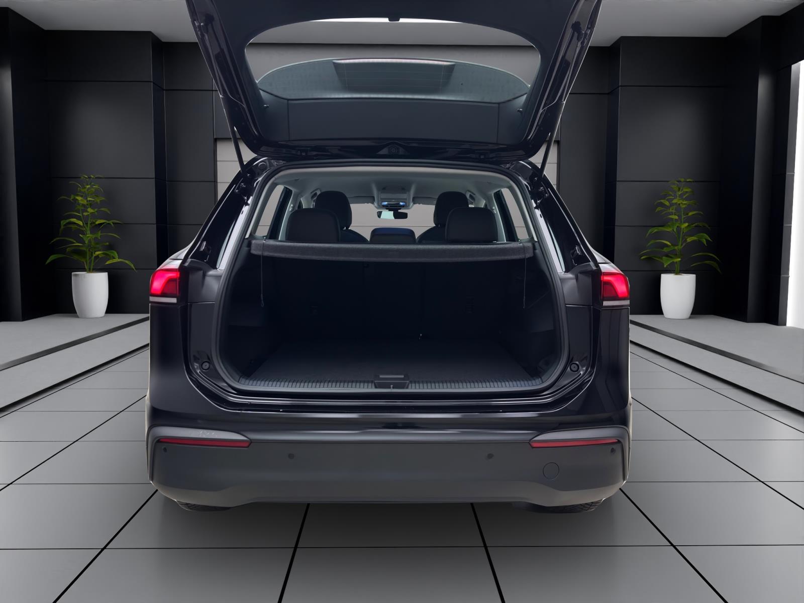 Volkswagen Tiguan 1.5 eTSI DSG LIFE AHK ACC KAMERA LED GRA