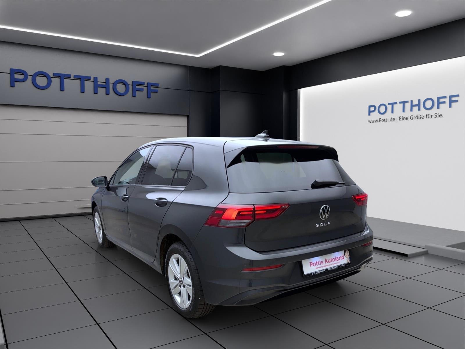 Volkswagen Golf 8 2.0 TDI Life Navi LED ACC Sitzhzg FrontAssist