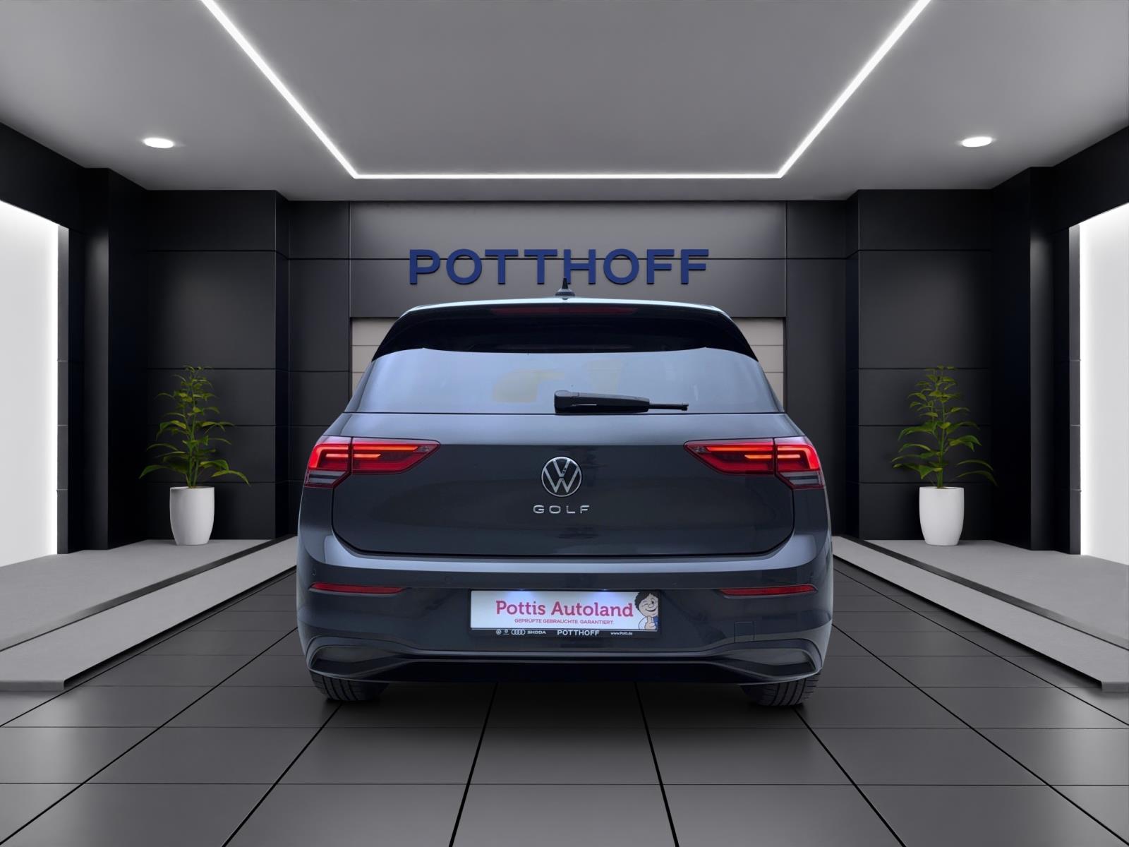 Volkswagen Golf 8 2.0 TDI Life Navi LED ACC Sitzhzg FrontAssist