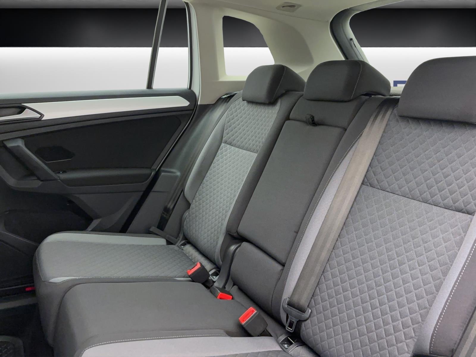 Volkswagen Tiguan 2.0 TDI Comfortline Navi LED AHK ACC RearView