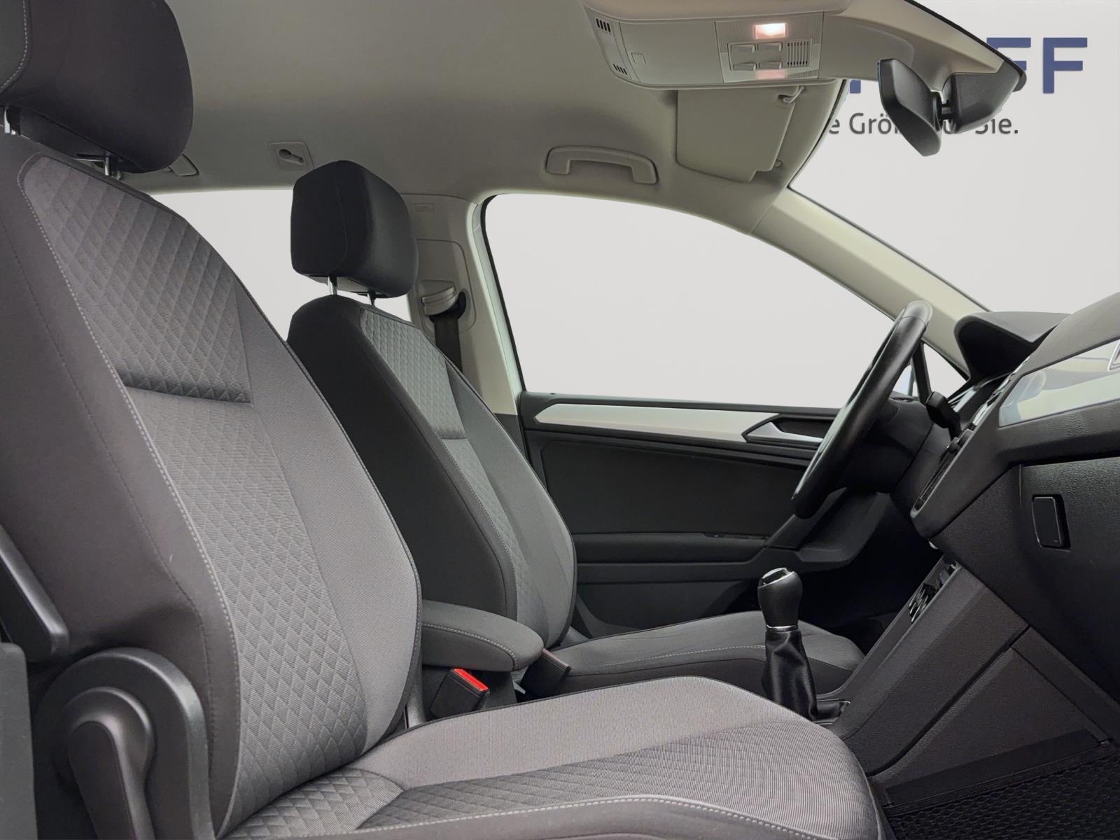 Volkswagen Tiguan 2.0 TDI Comfortline Navi LED AHK ACC RearView