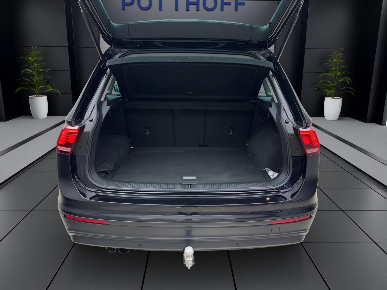 Volkswagen Tiguan 2.0 TDI Join Navi AHK LED ACC Sitzhzg