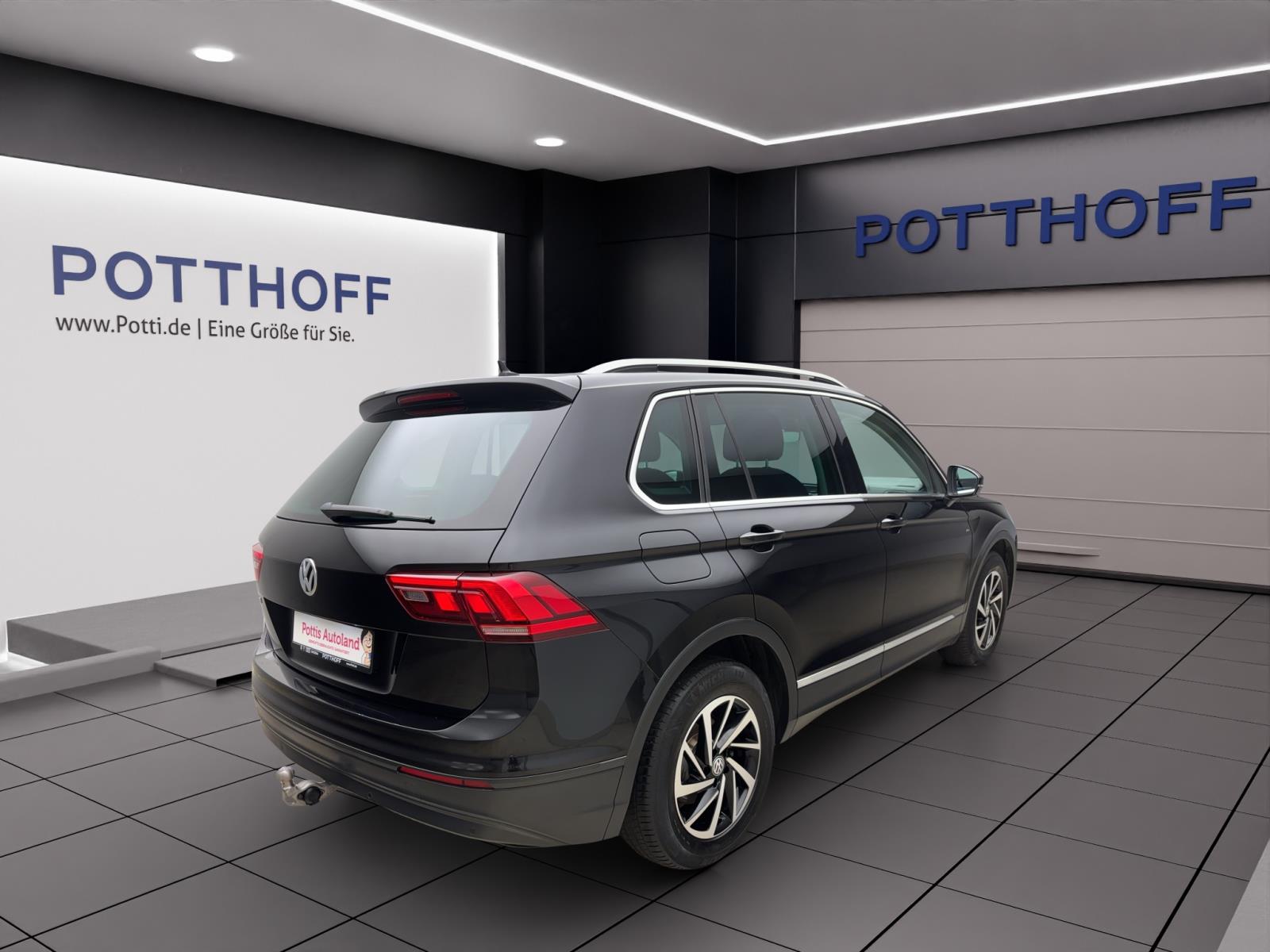 Volkswagen Tiguan 2.0 TDI Join Navi AHK LED ACC Sitzhzg