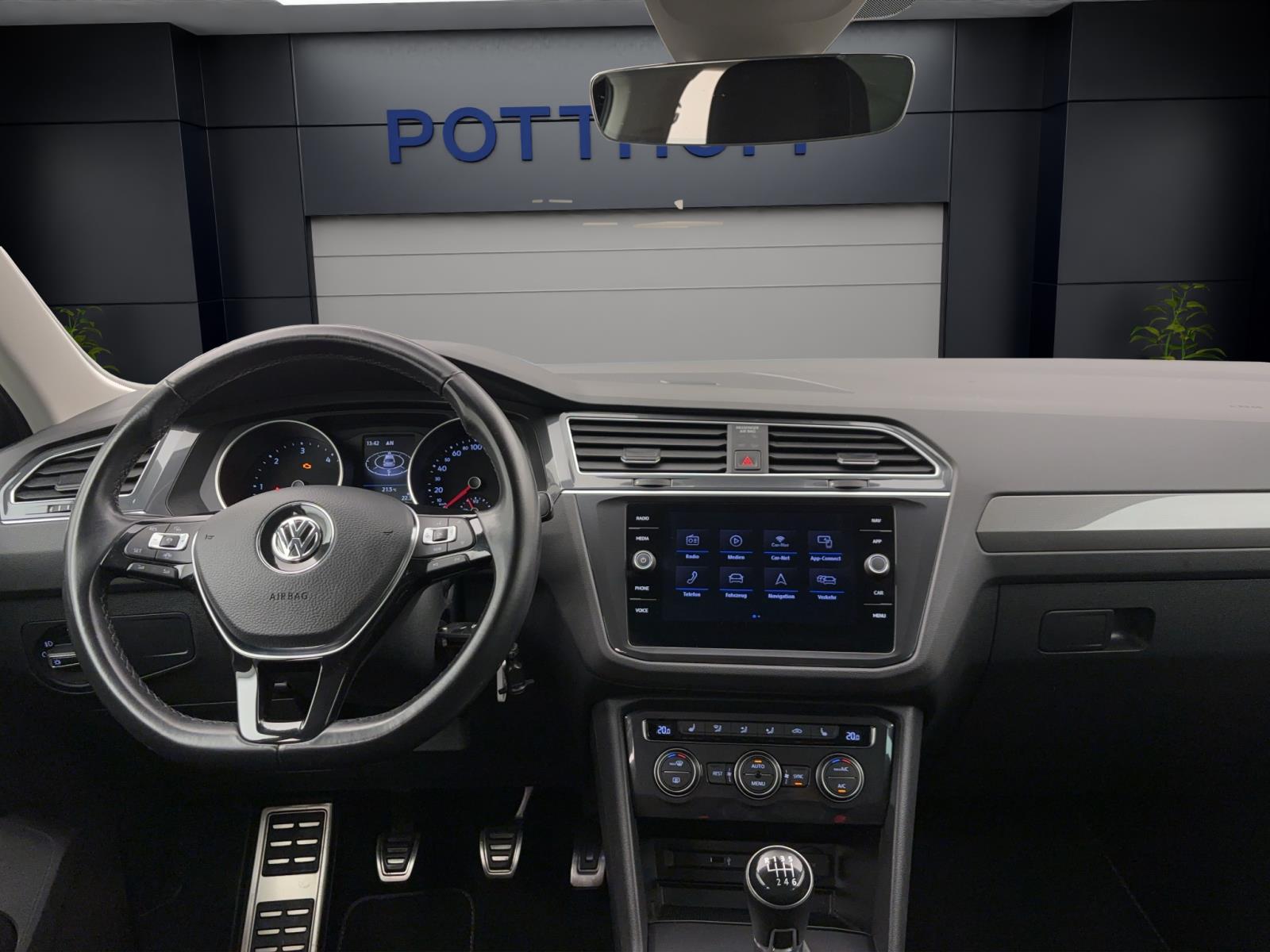 Volkswagen Tiguan 2.0 TDI Join Navi AHK LED ACC Sitzhzg