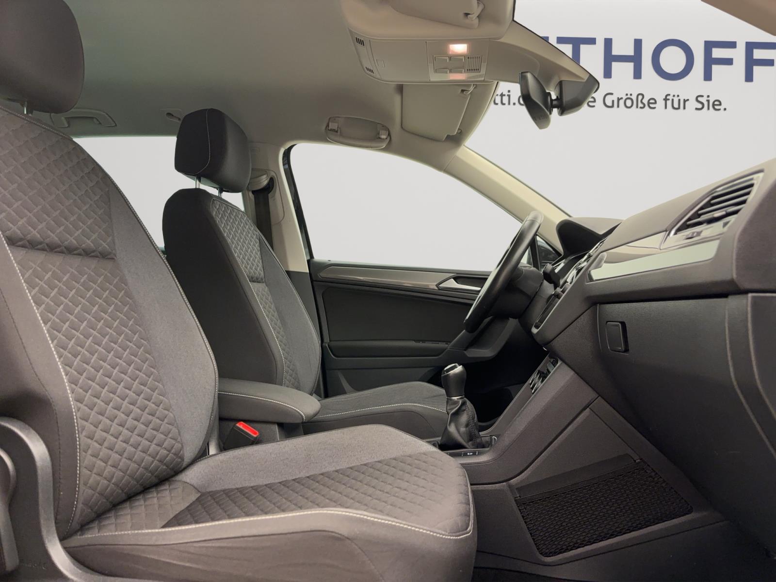 Volkswagen Tiguan 2.0 TDI Join Navi AHK LED ACC Sitzhzg