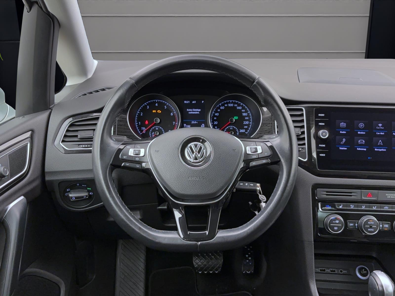 Volkswagen Golf Sportsvan 1.5 TSI DSG HighlineACC PDC LED Navi Winter Klima