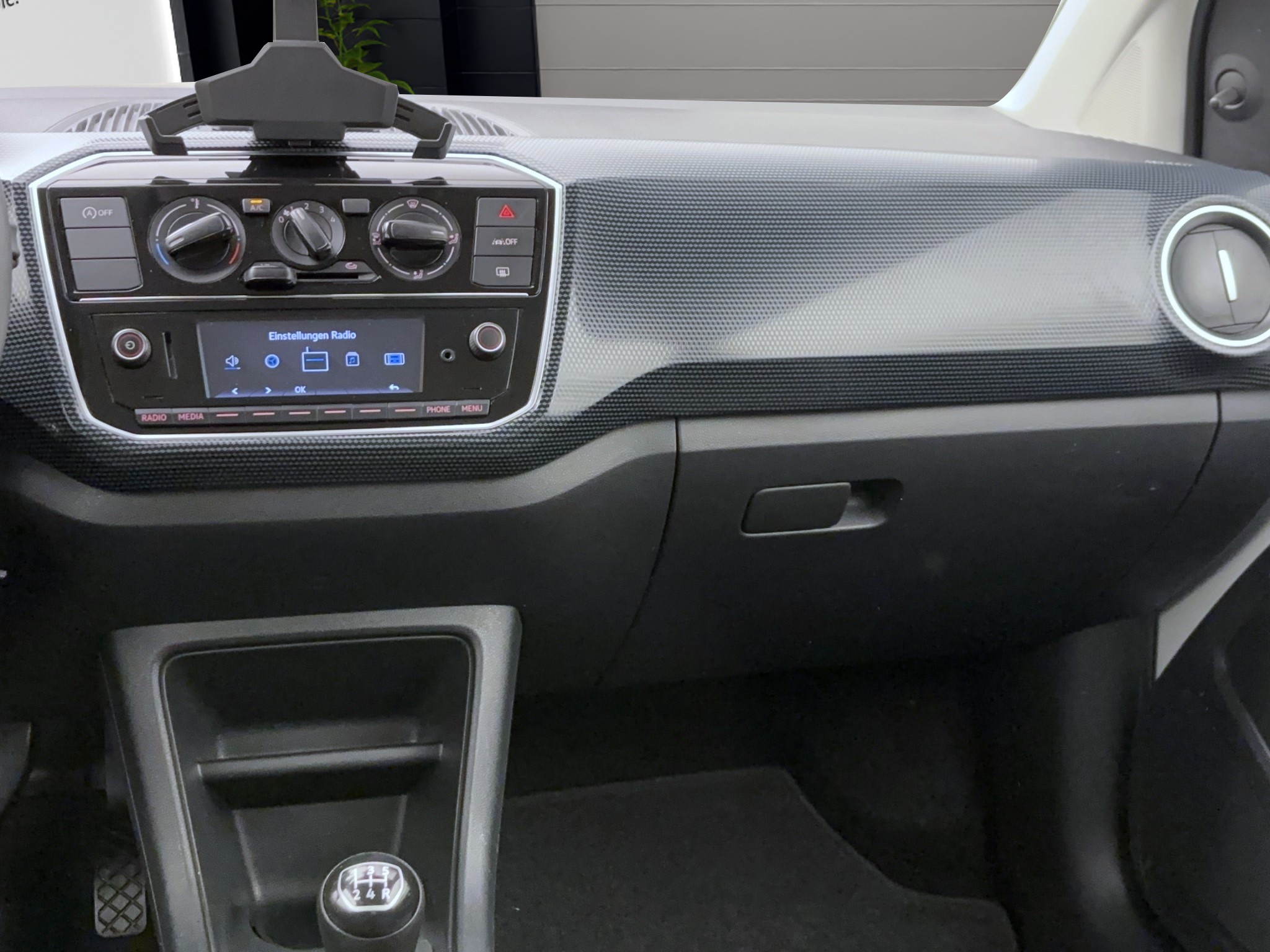 Volkswagen up! 1.0 TSI move up!Klima DAB+ USB