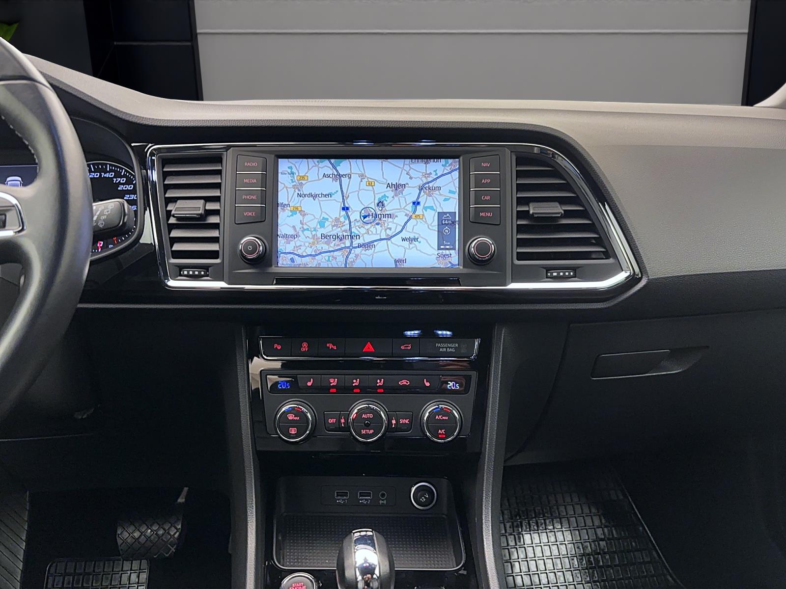 Seat Ateca 1.4 TSI DSG Xcellence 4DriveAHK ACC ParkAssist TopView LED Navi