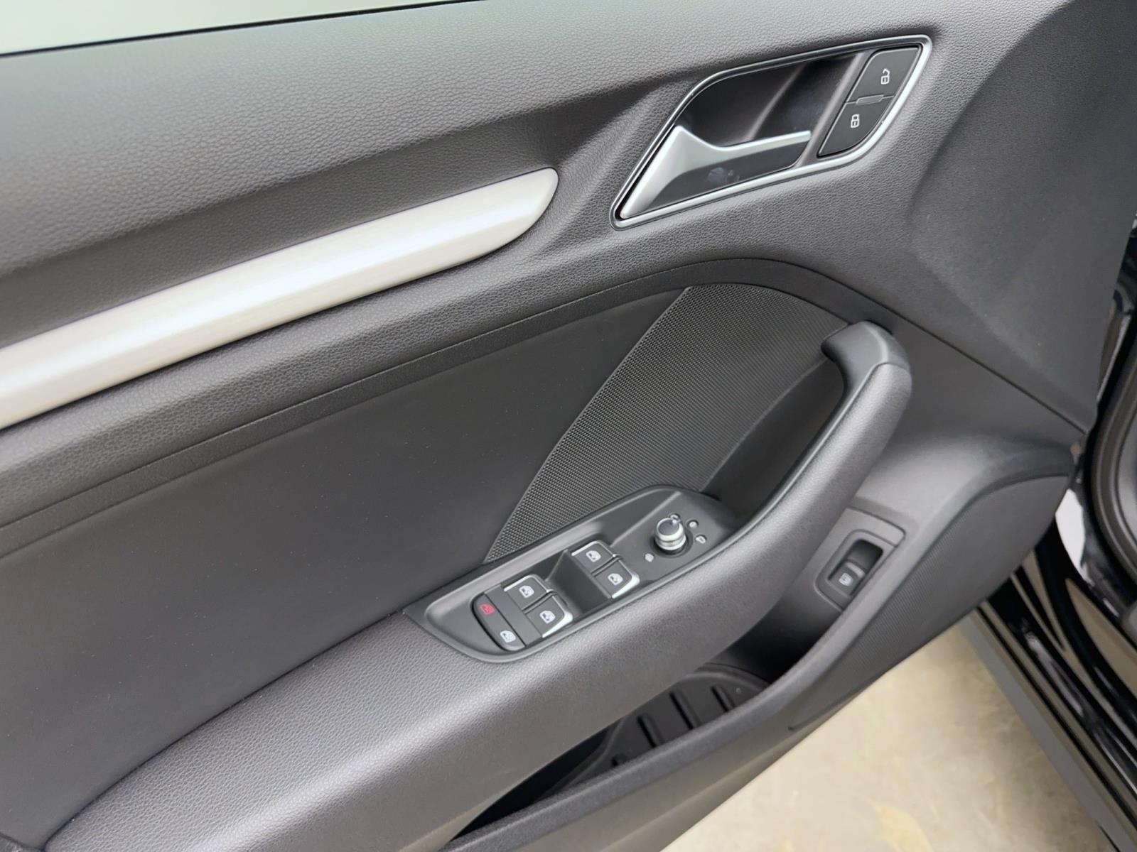 Audi A3 Sportback 40 e-tron sportPDC LED Navi Sitzhzg Tempo
