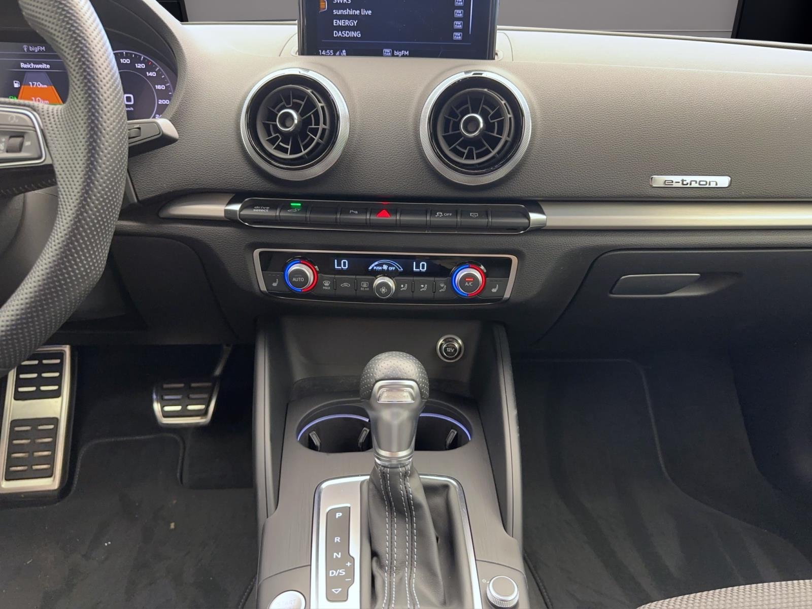 Audi A3 Sportback 40 e-tron sportPDC LED Navi Sitzhzg Tempo