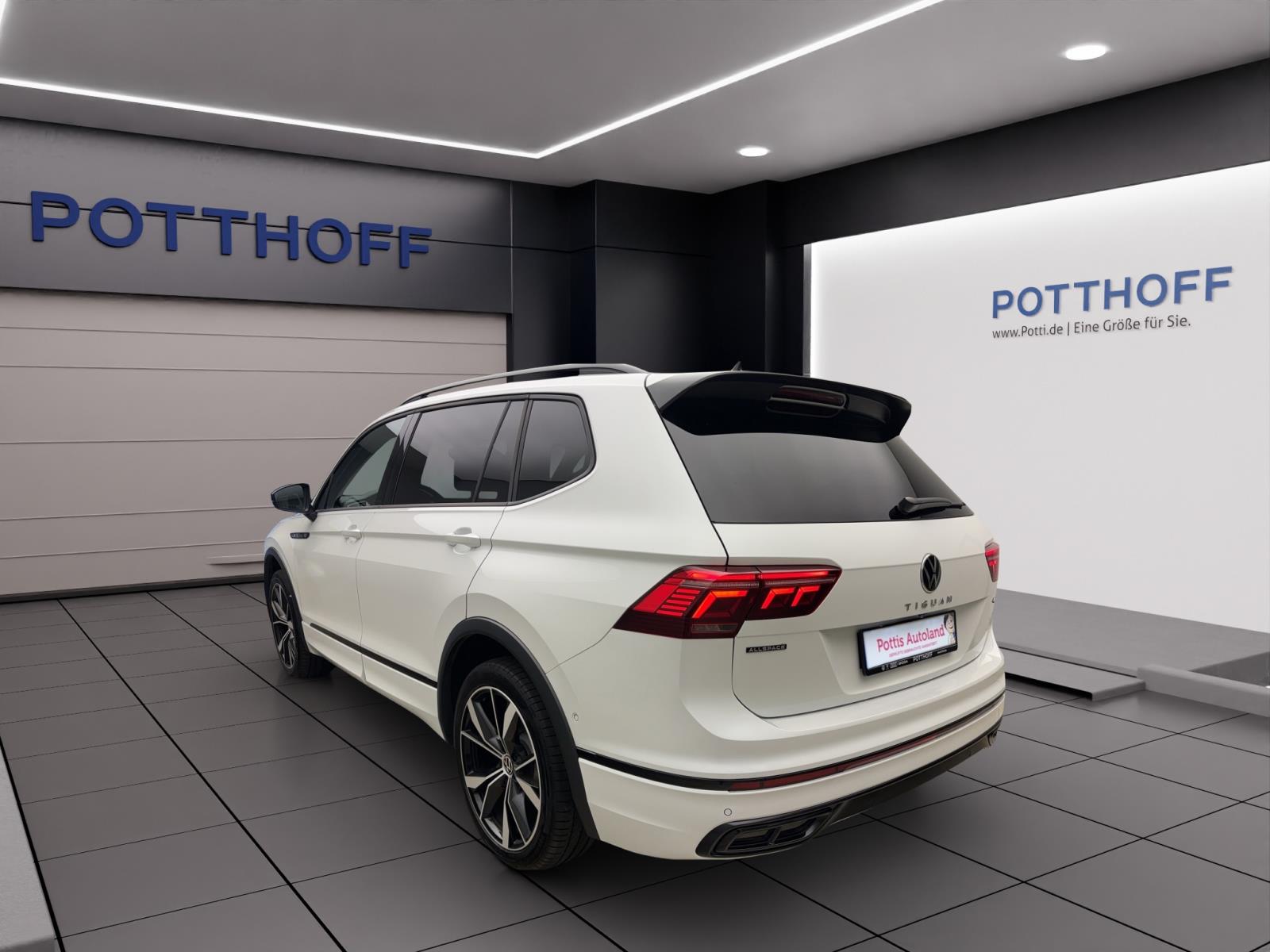 Volkswagen Tiguan Allspace 2.0 TDI DSG R-Line Black Style 4MotionPano AHK ACC DCC AreaView IQ.Light