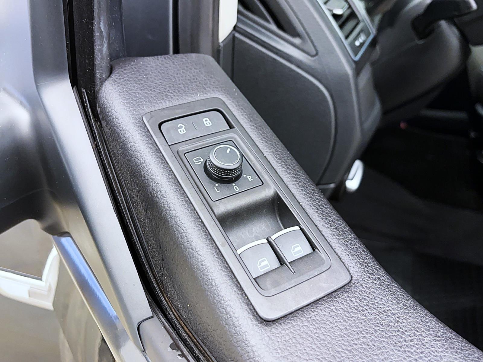 Volkswagen T6 Multivan Comfortline 2,0 DSG TDI Navi/AHK/Kamera