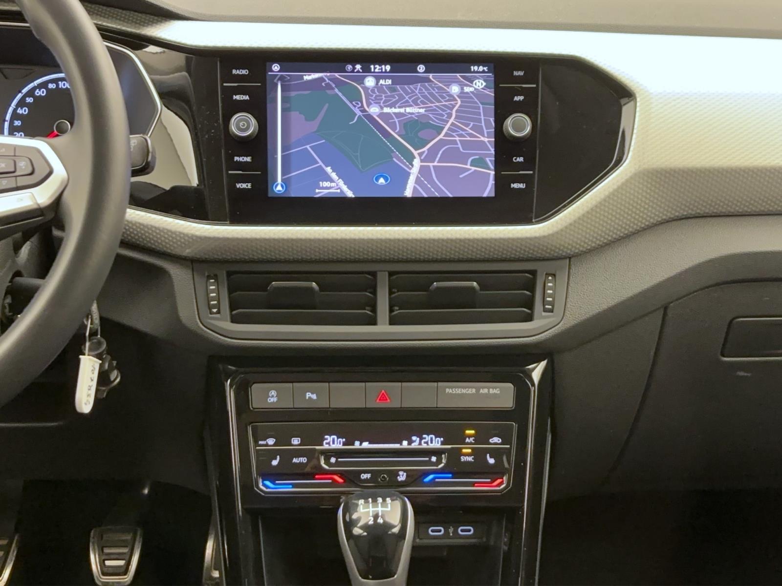 Volkswagen T-Cross 1.0 TSI MoveNavi Sitzhzg LightAssist LaneAssist
