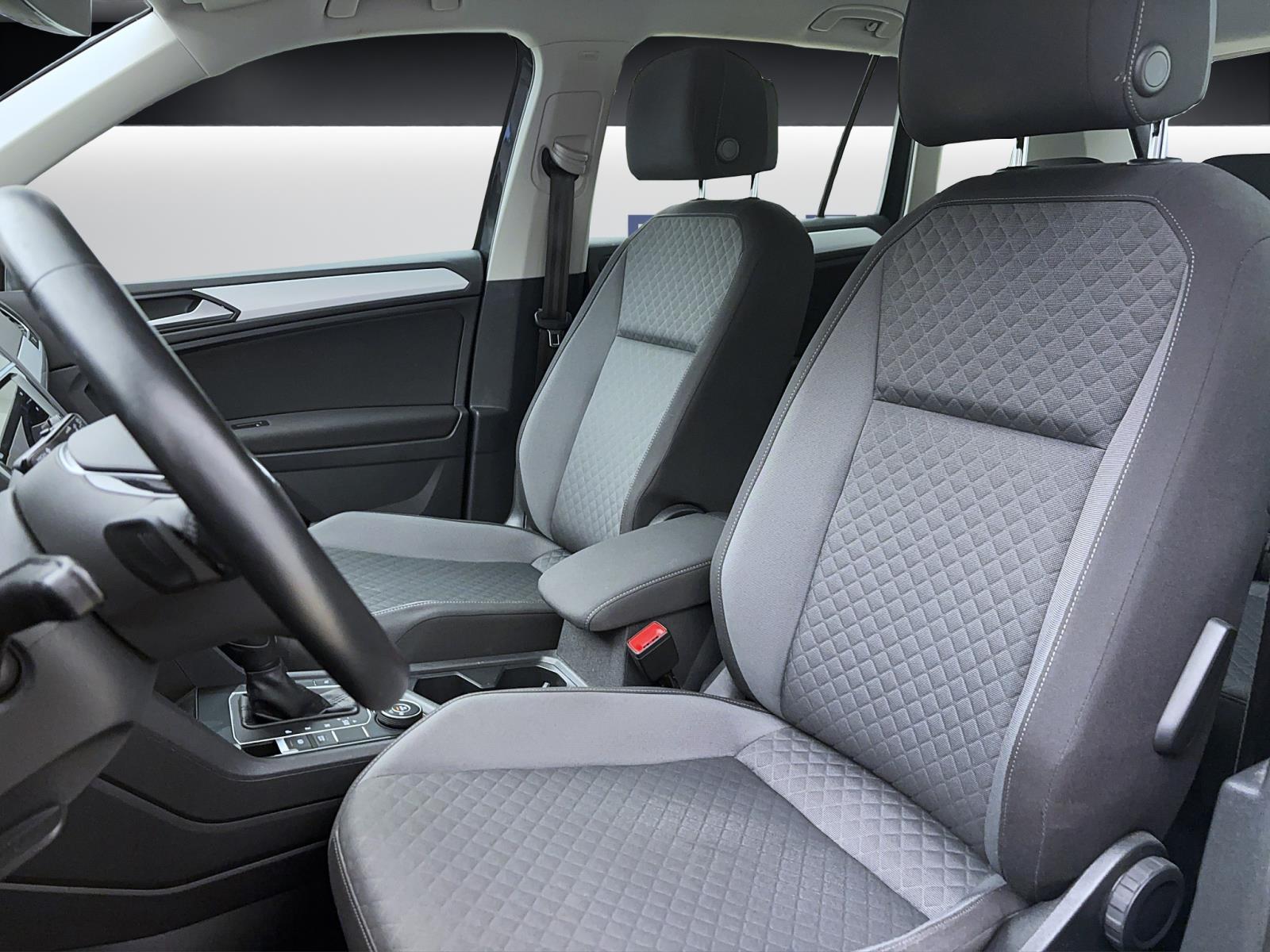 Volkswagen Tiguan 2.0 TSI DSG 4M COMFORTLINE STANDHZG AHK NAVI