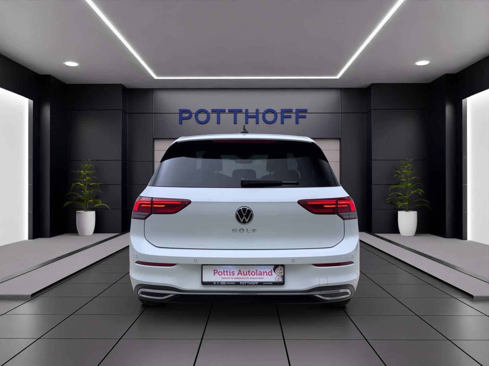 Volkswagen Golf 8 2.0 TDI DSG MoveNavi AHK LED RearView ACC Sitzhzg