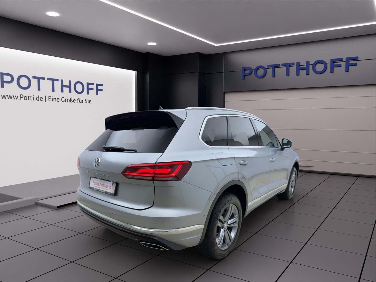 Volkswagen Touareg 3.0 TDI V6 Tiptronic 4Motion Standhzg AHK Luft Navi LED RearView HUD