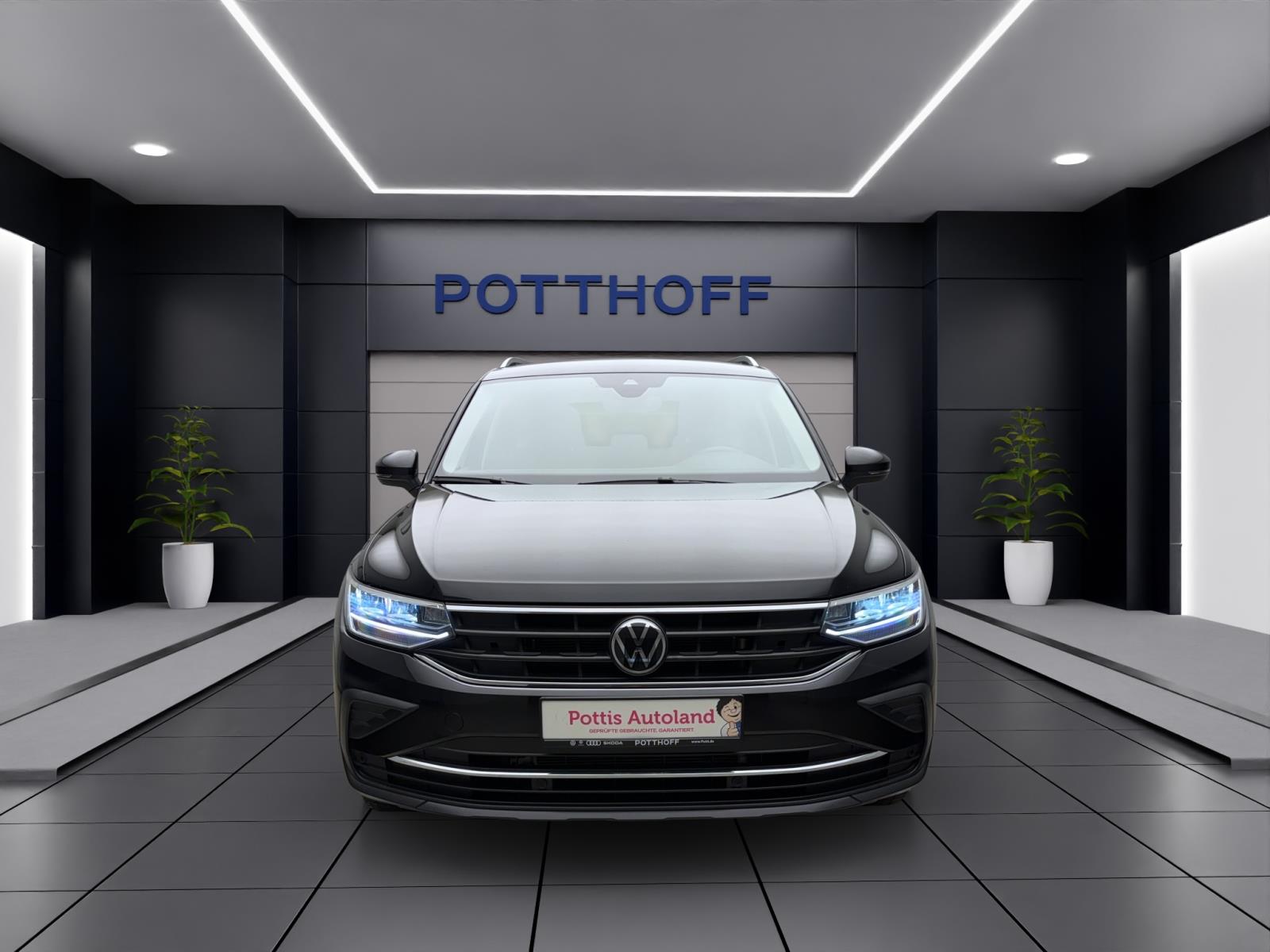 Volkswagen Tiguan 2.0 TDI Move Navi AHK LED RearView ACC