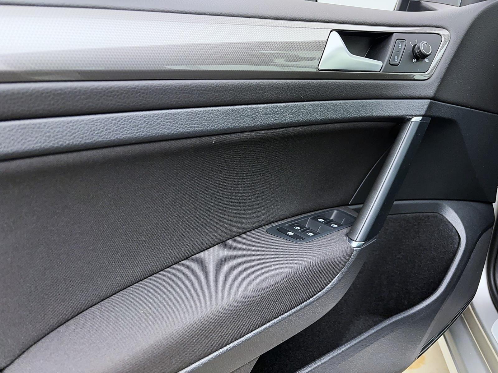 Volkswagen Golf 7 VII 1.0 TSI Join ACC PDC Navi AppConnect Winter