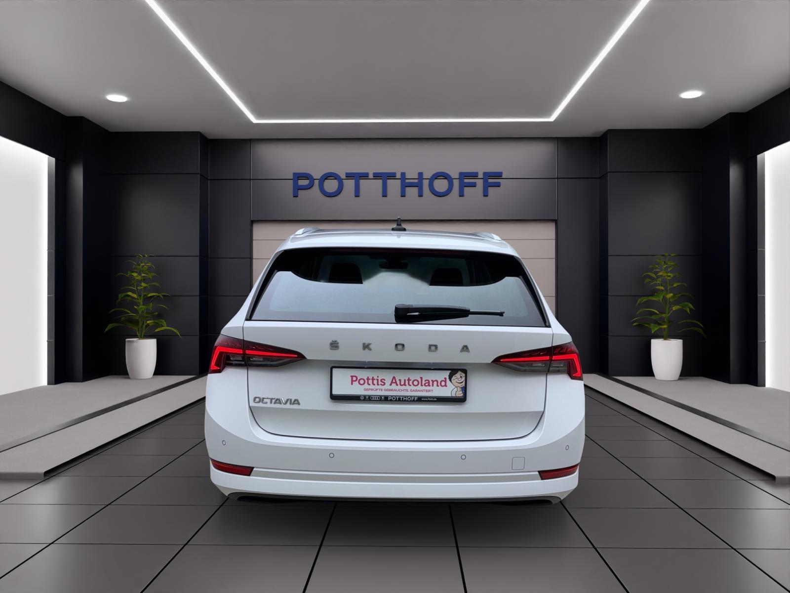 Skoda Octavia Combi 2.0 TDI StyleAHK ACC PDC LED Navi SmartLink Sitzhzg