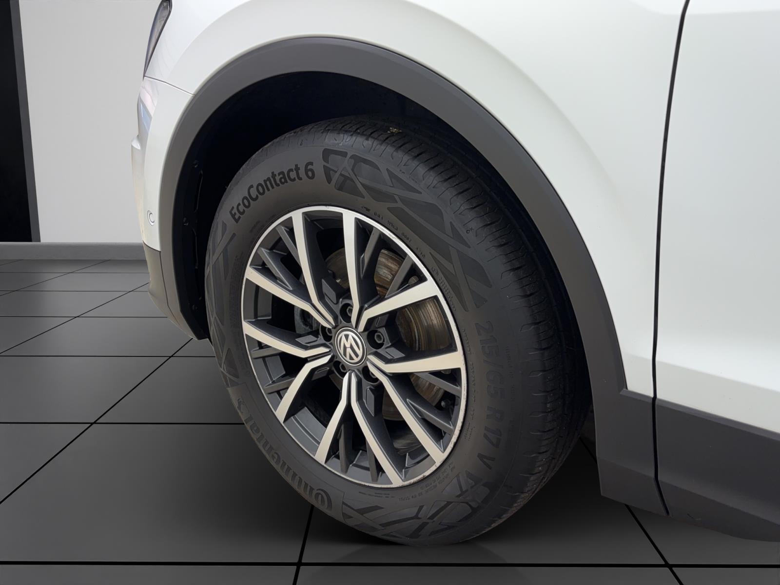 Volkswagen Tiguan 1.5 TSI Comfortline RearView ParkAssist LaneAssist Sitzhzg