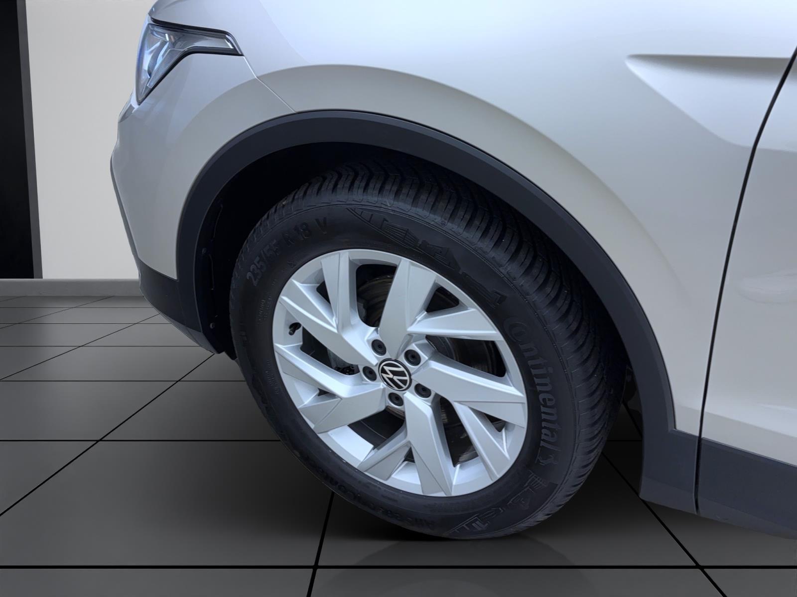 Volkswagen Tiguan 1.5 TSI Move Navi LED RearView LaneAssist Sitzhzg