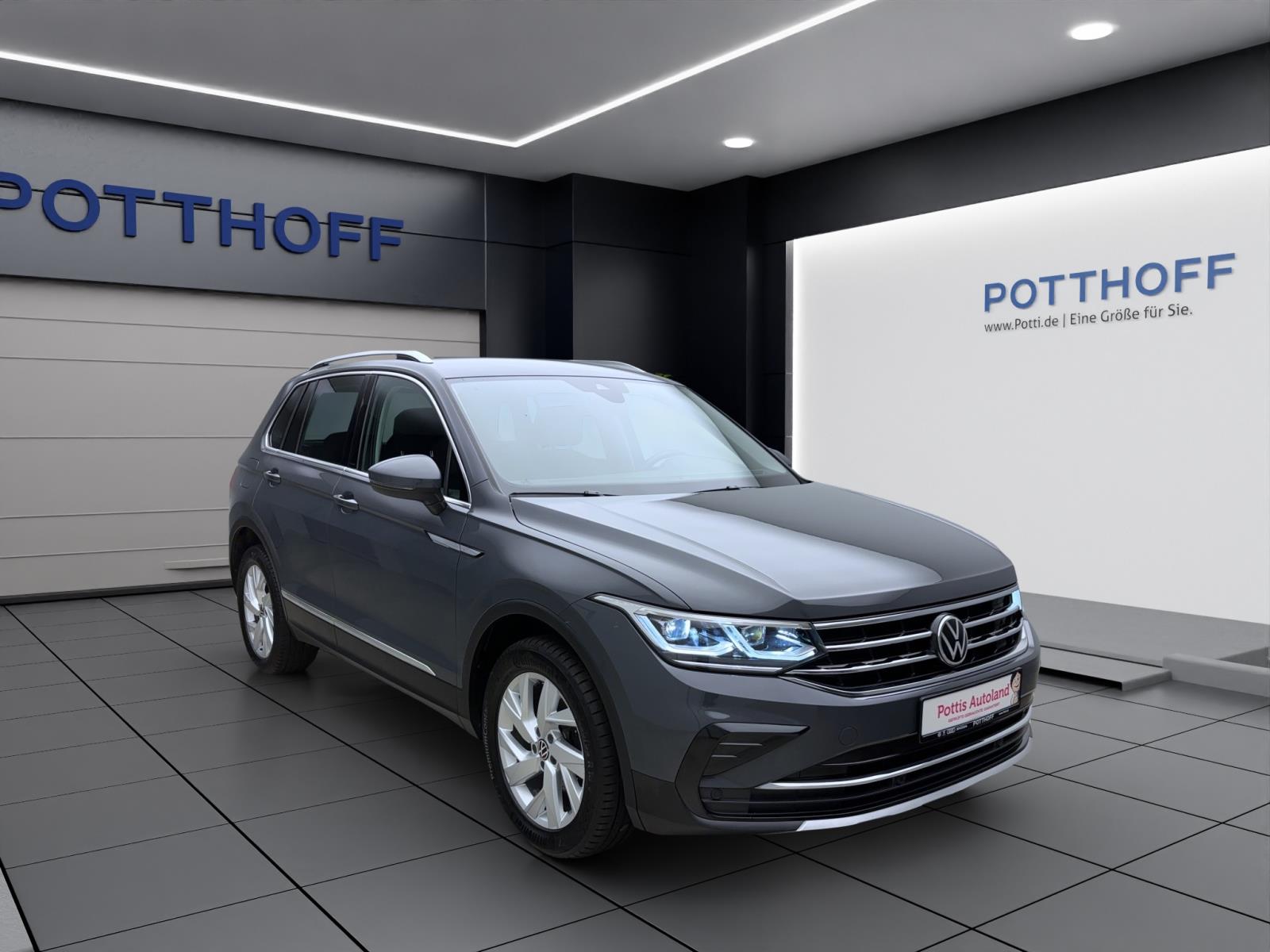 Volkswagen Tiguan 2.0 TDI DSG Elegance 4Motion AHK Navi RearView ACC LaneAssist