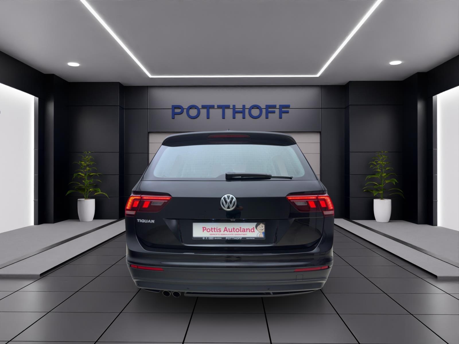 Volkswagen Tiguan 1.5 TSI ComfortlineAHK RearView Sitzhzg LaneAssist