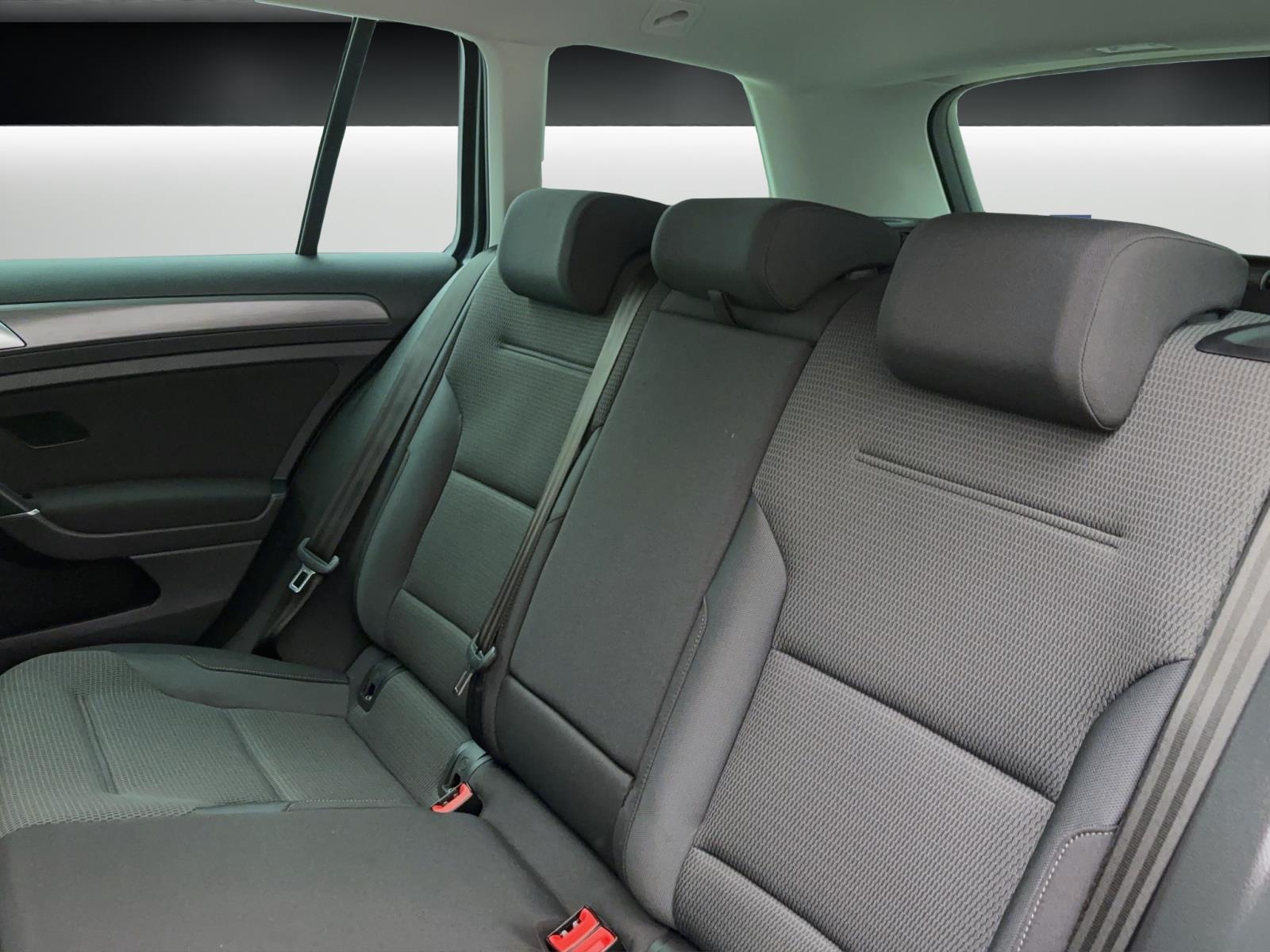 Volkswagen Golf Variant 7 VII 1.5 TSI DSG Comfortline Navi RearAssist Climatronic FrontAssist