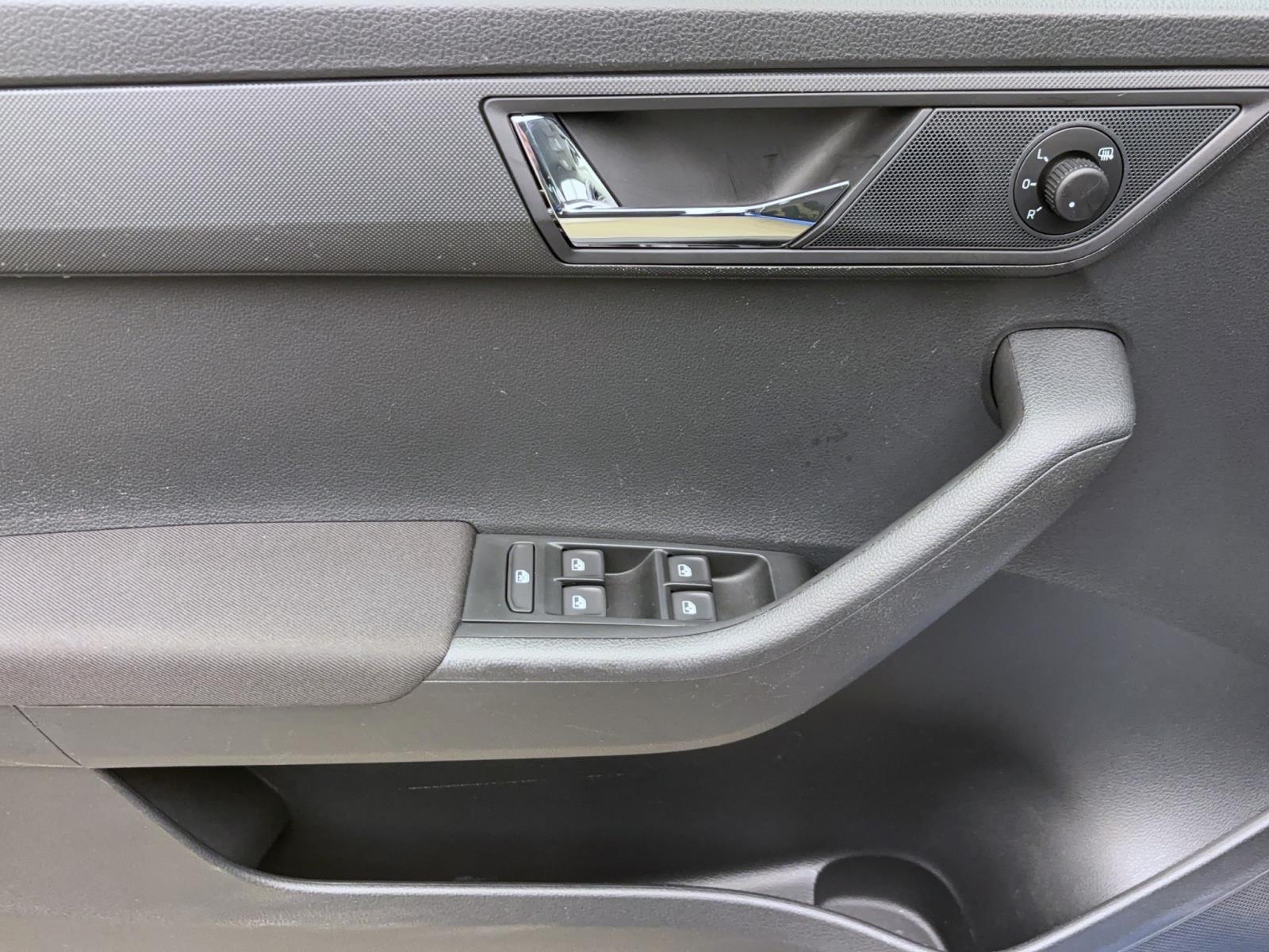 Skoda Fabia Combi 1.0 TSI AmbitionNavi Sitzhzg BlindSpot LightAssist