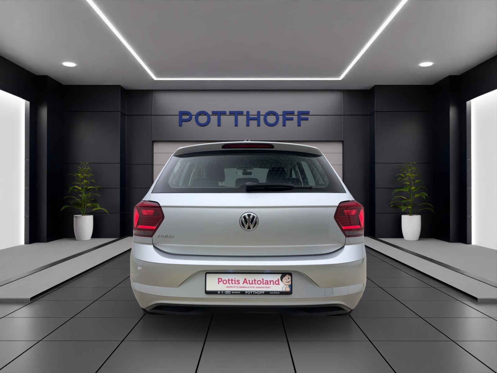 Volkswagen Polo 1.0 MPI Climatic FrontAssist GRA