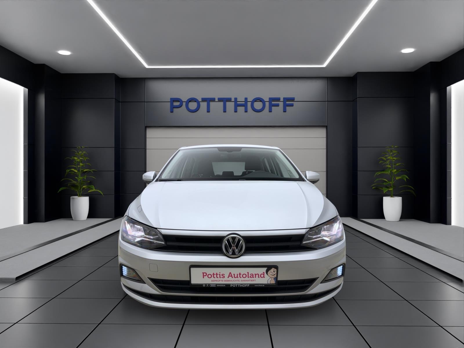 Volkswagen Polo 1.0 MPI Climatic FrontAssist GRA
