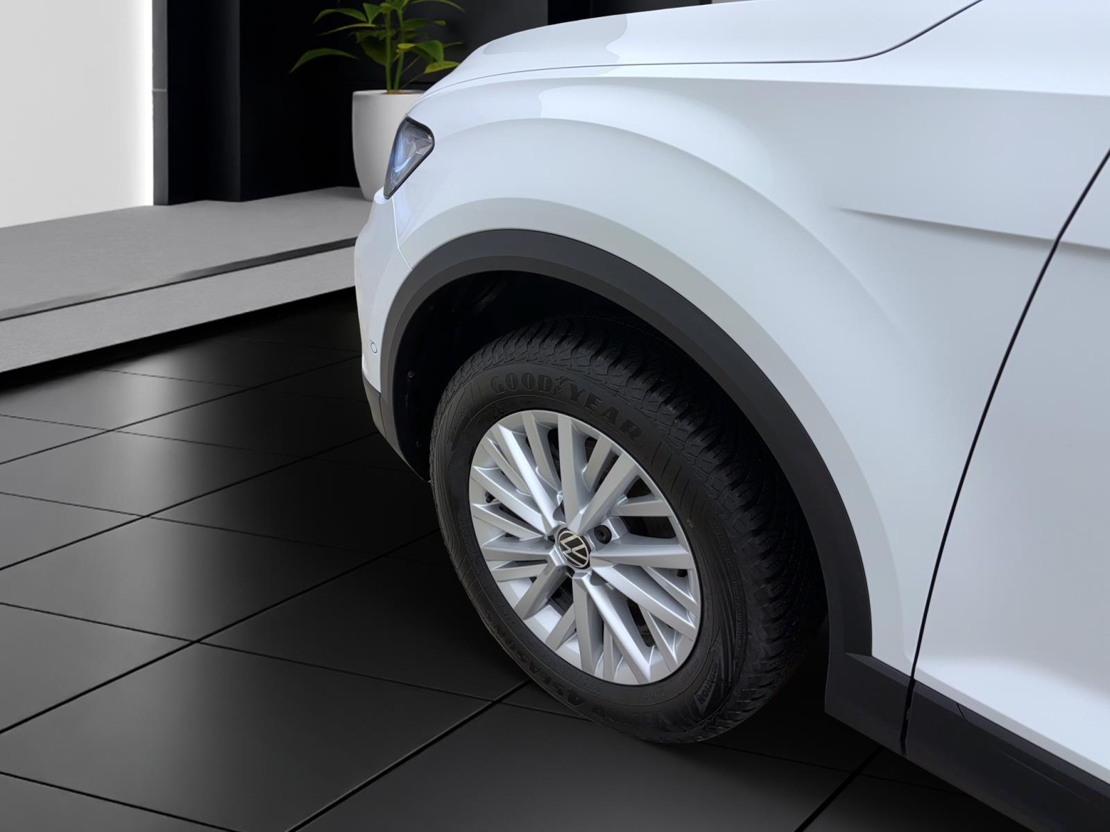 Volkswagen T-Roc 1.0 TSI LifeNavi Sitzhzg LaneAssist ParkAssist