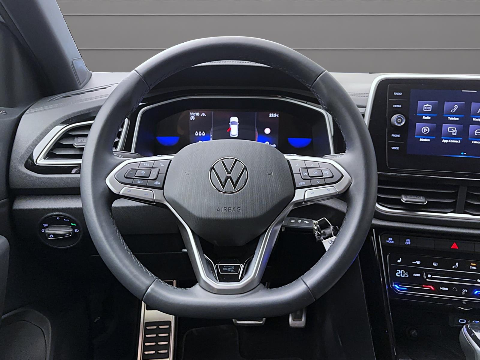 Volkswagen T-Roc 2.0 TDI DSG R-LineNavi AHK LED+ RearView Sitzhzg