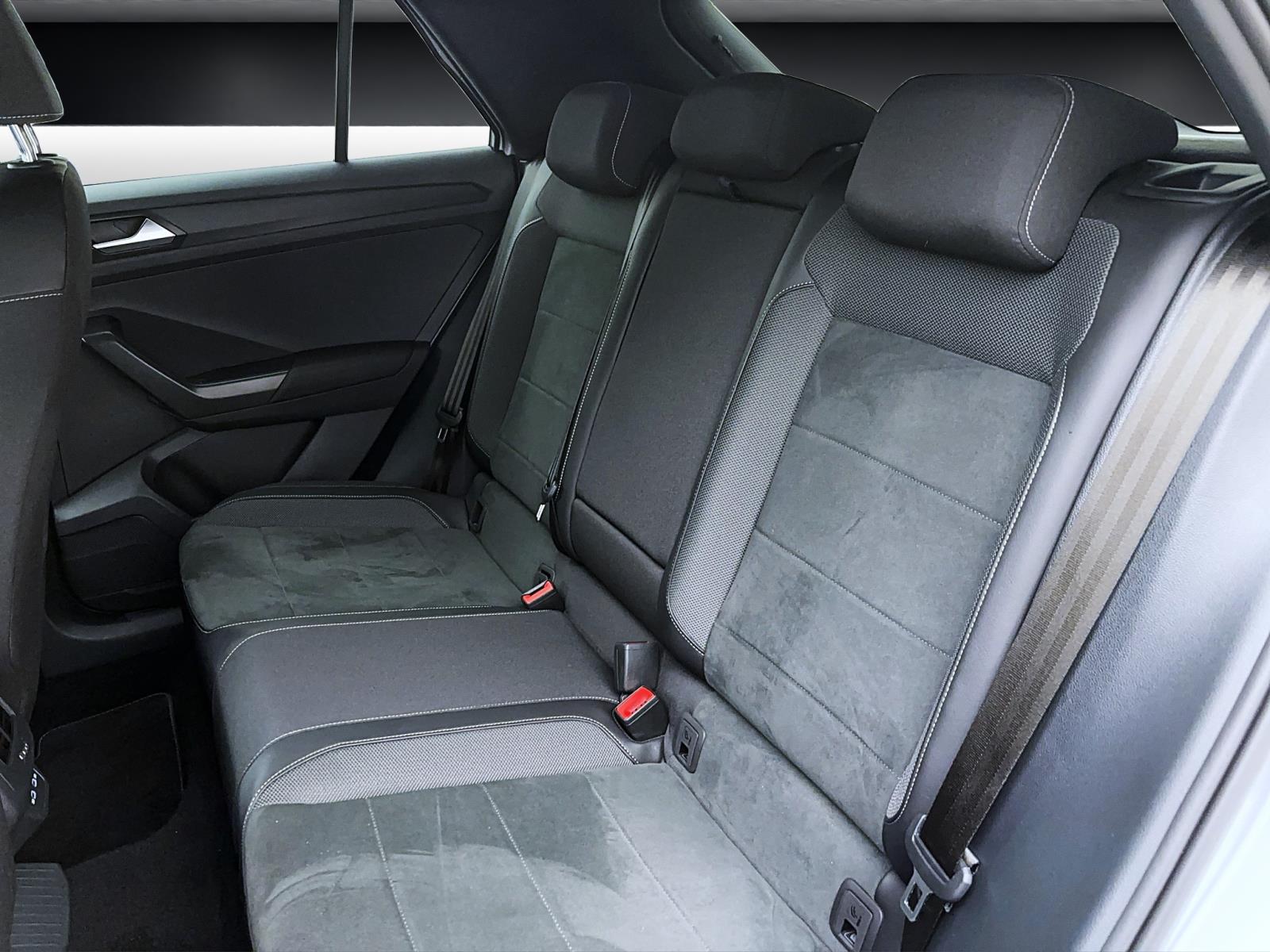 Volkswagen T-Roc 2.0 TDI DSG R-LineNavi AHK LED+ RearView Sitzhzg