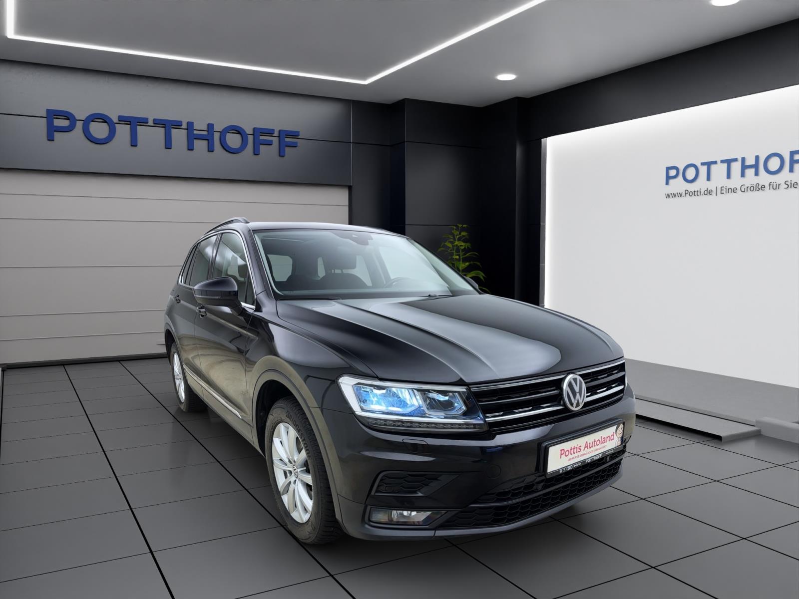 Volkswagen Tiguan 2.0 TDI DSG Comfortline 4Motion Pano AHK Navi ACC LED Sitzhzg