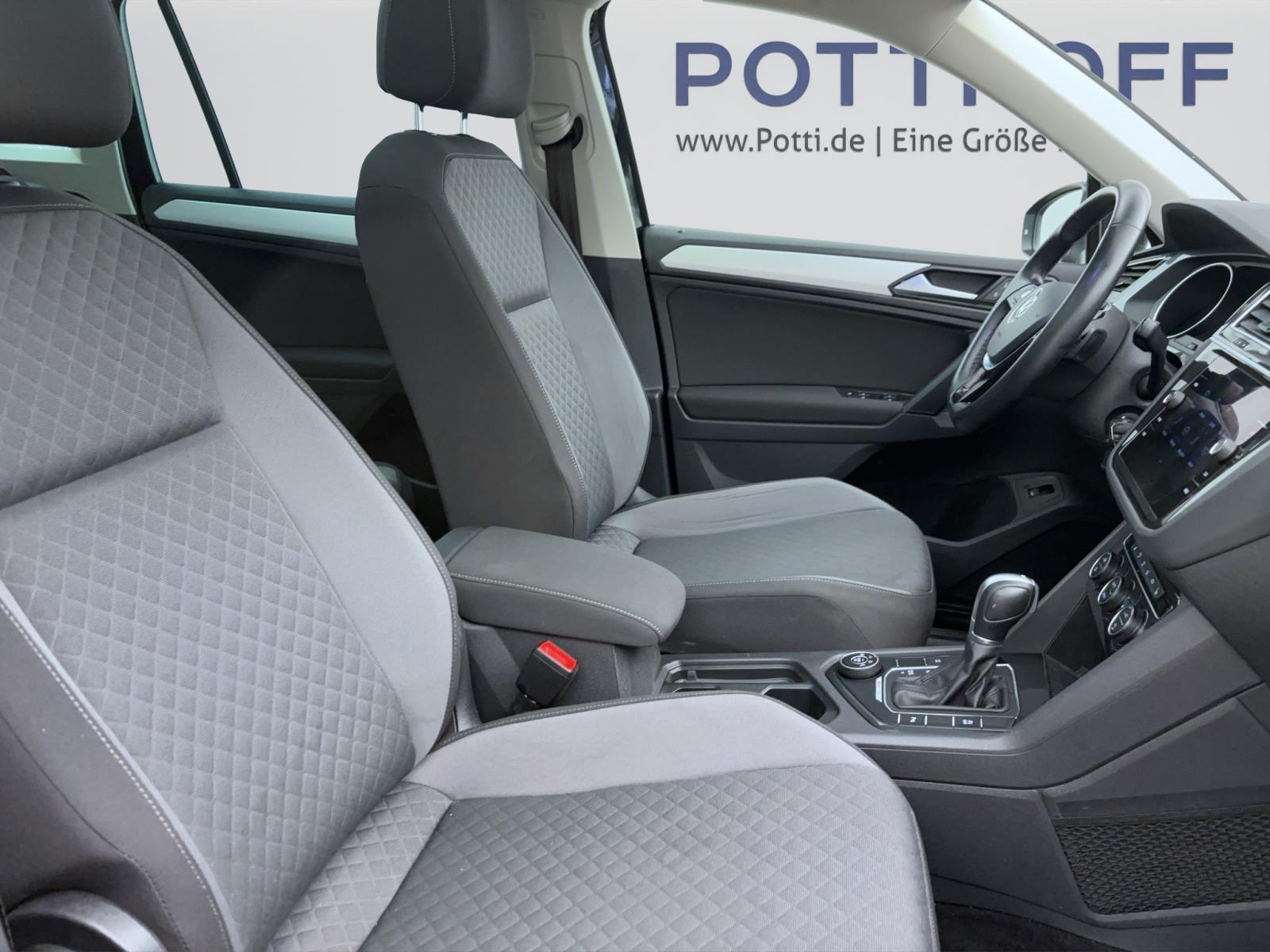 Volkswagen Tiguan 2.0 TDI DSG Comfortline 4Motion Pano AHK Navi ACC LED Sitzhzg