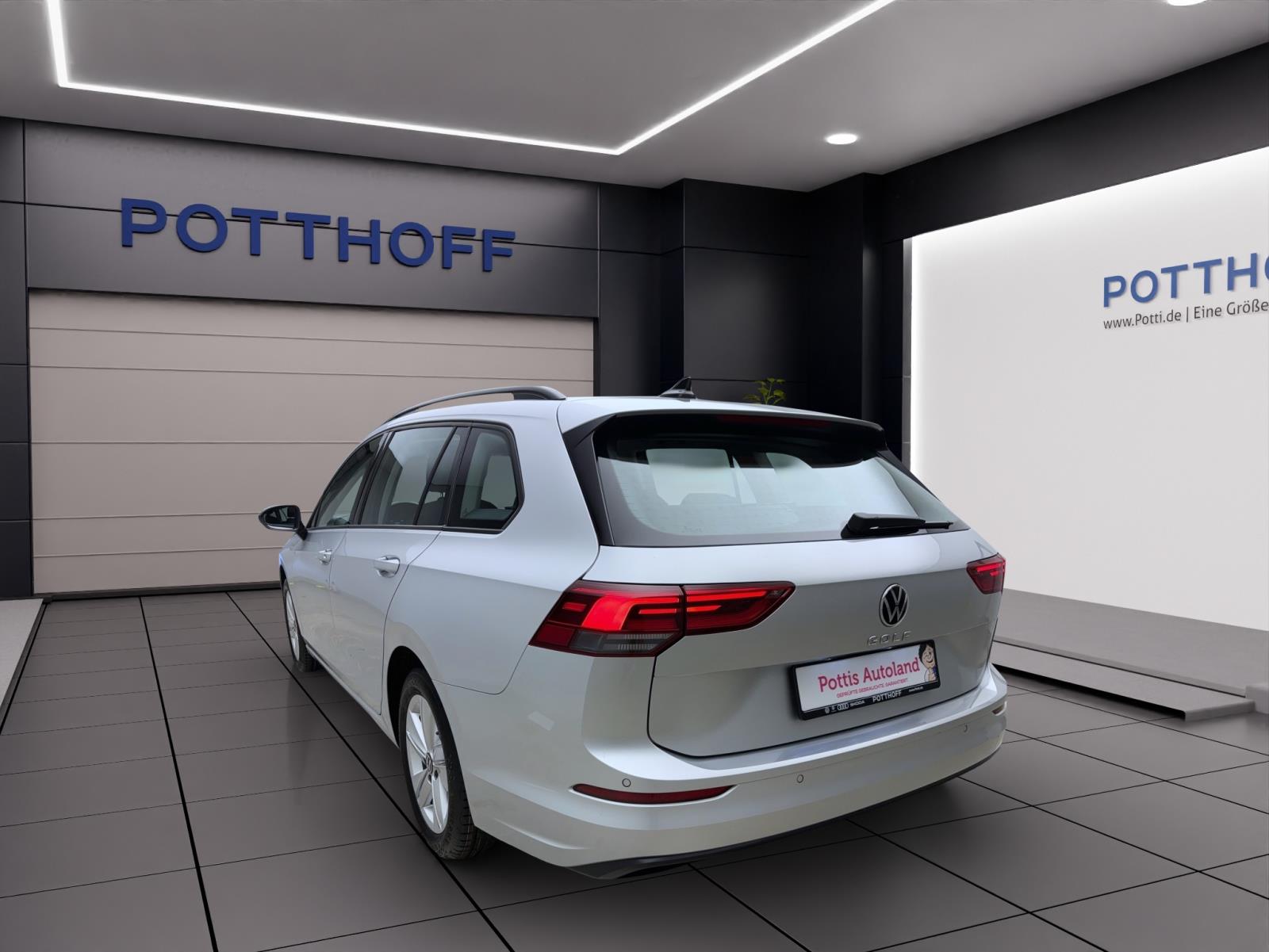 Volkswagen Golf Variant 8 2.0 TDI DSG Life Navi ACC LED Sitzhzg TravelAssist