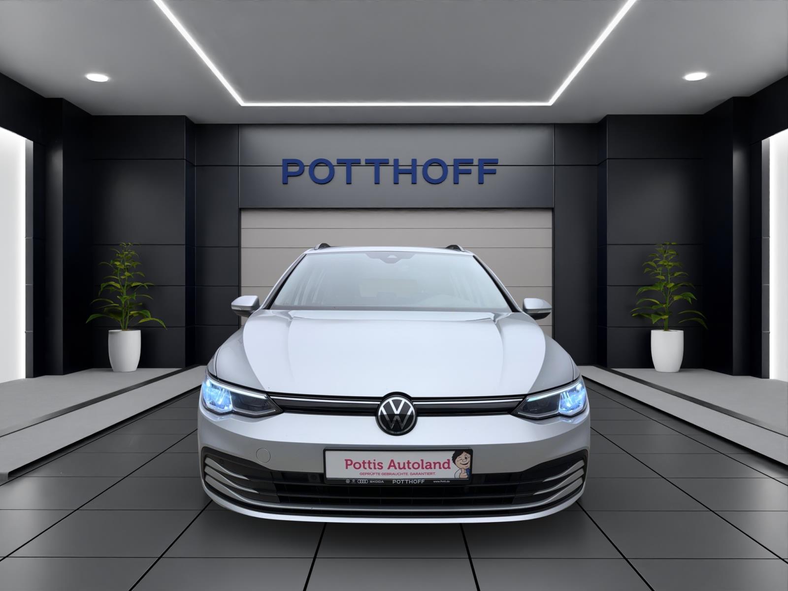 Volkswagen Golf Variant 8 2.0 TDI DSG Life Navi ACC LED Sitzhzg TravelAssist