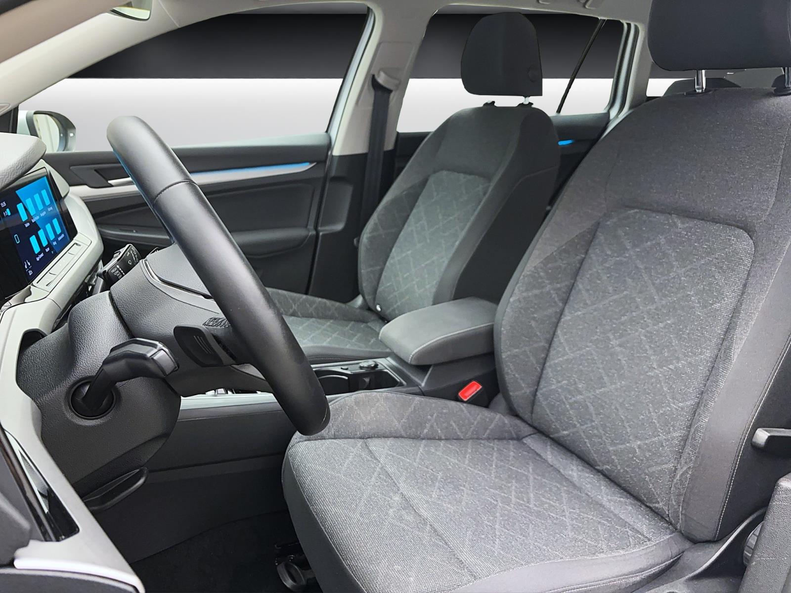 Volkswagen Golf Variant 8 2.0 TDI DSG Life Navi ACC LED Sitzhzg TravelAssist