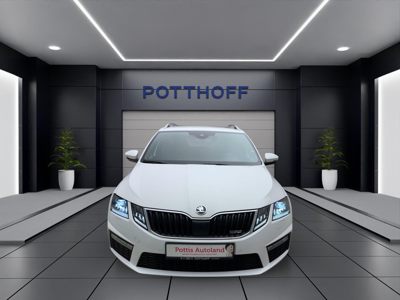 Skoda Octavia Combi 2.0 TDI DSG RSACC PDC LED Navi SmartLink Sitzhzg