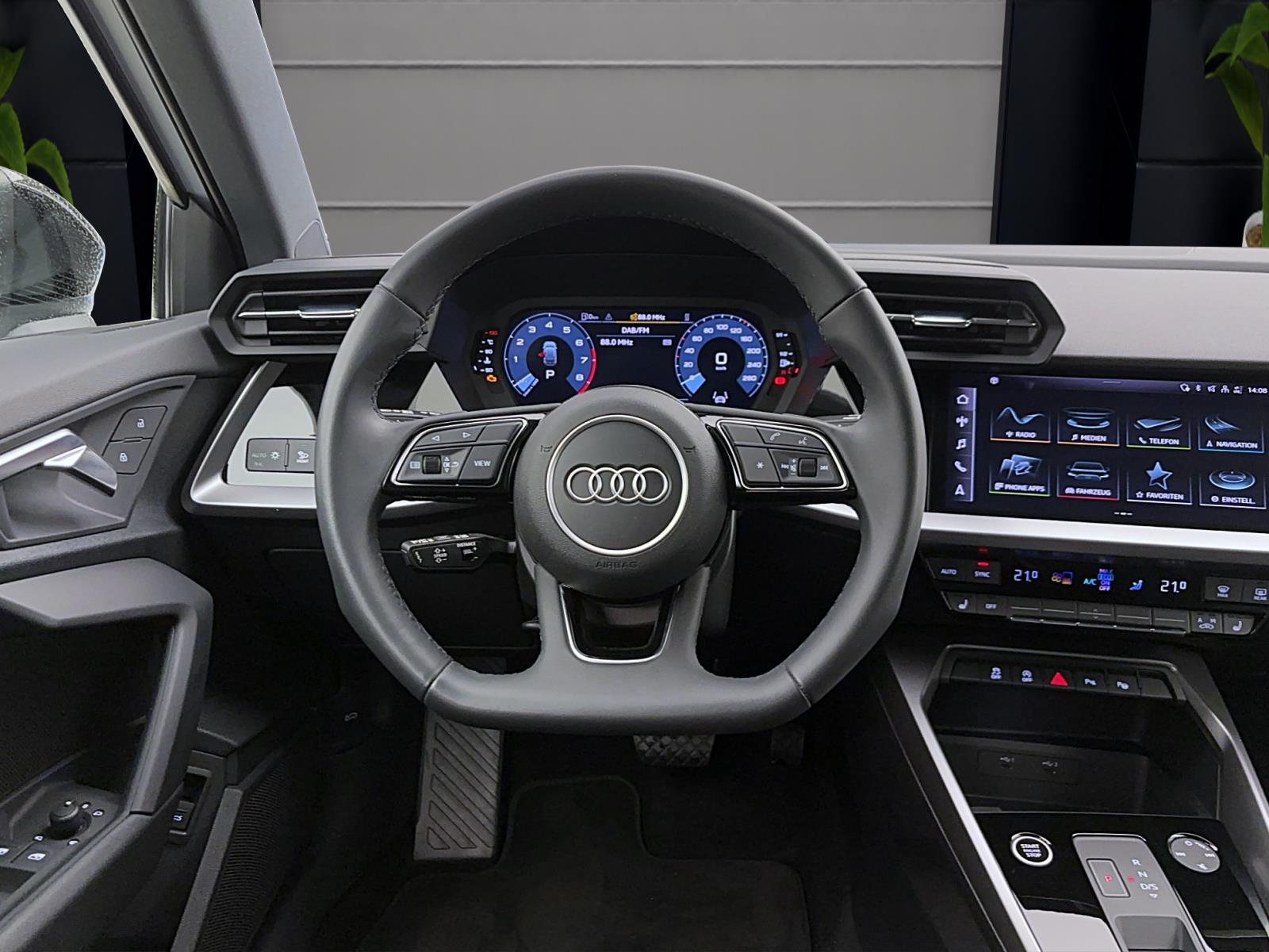 Audi A3 Sportback 30 TFSI advancedStandhzg ACC ParkAssist LED Sitzhzg