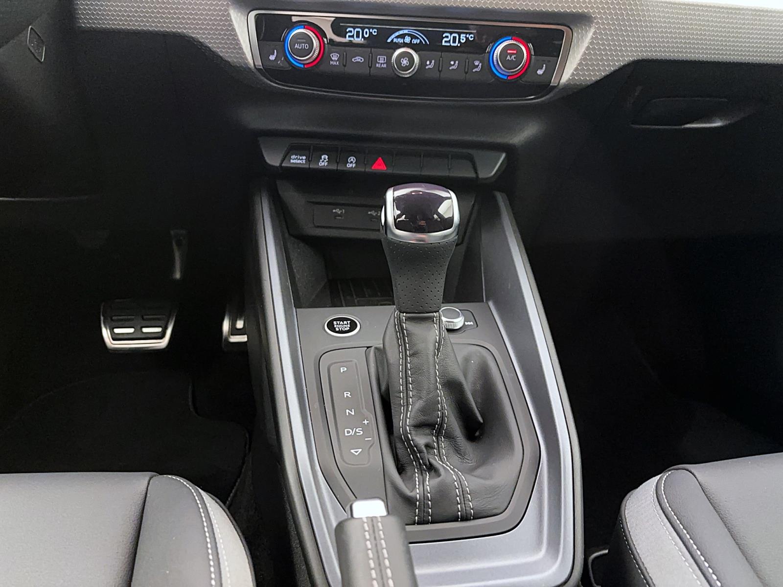Audi A1 Sportback 35 TFSI S lineACC PDC LED Sitzhzg Klima